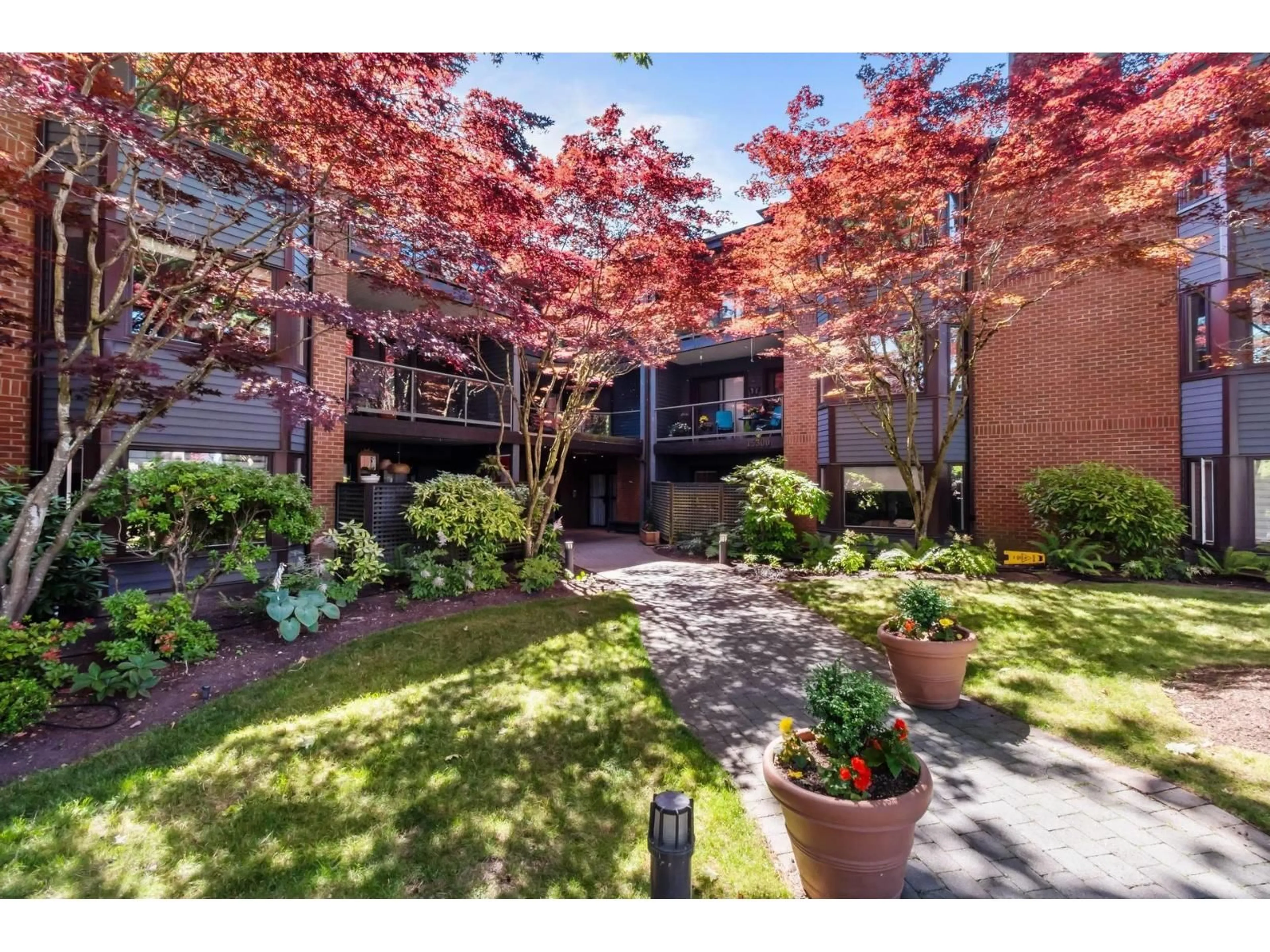 Unknown for 313 - 15300 17 AVENUE, Surrey British Columbia V4A8Y6