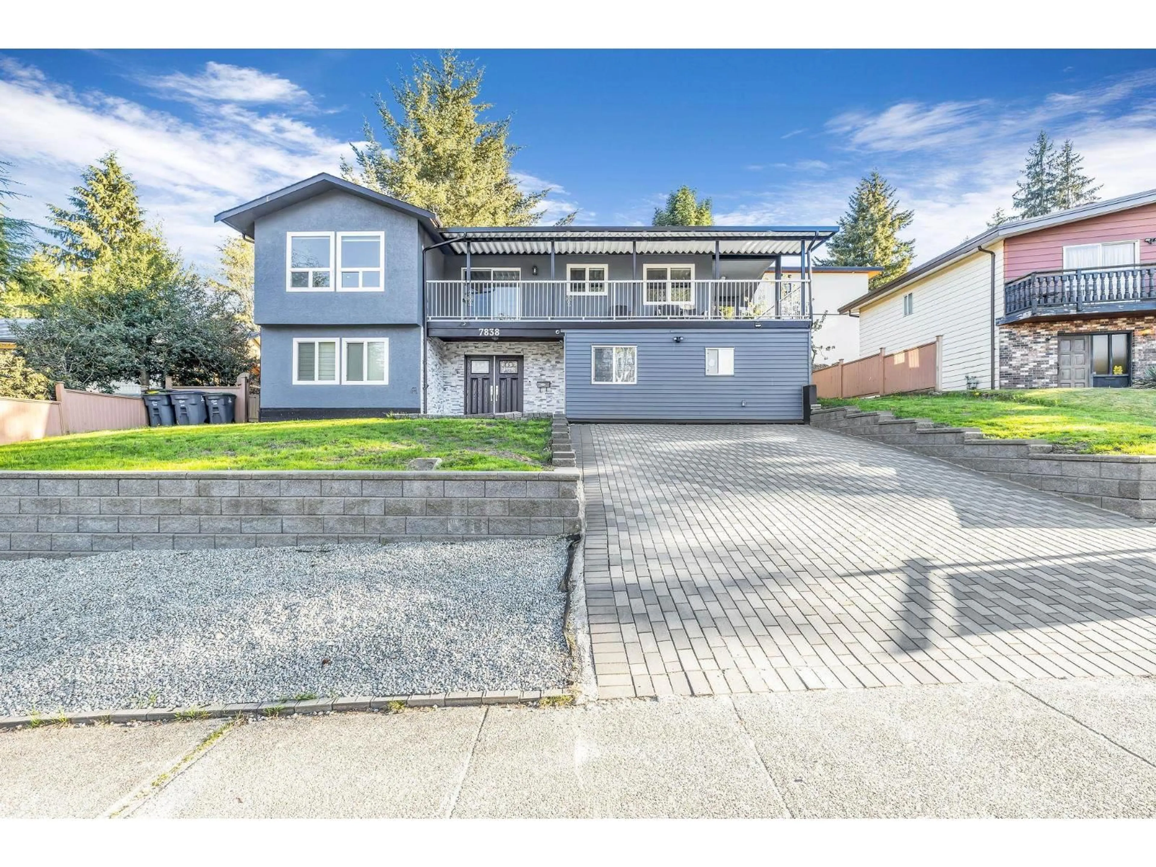 Home with vinyl exterior material, street for 7838 SUNCREST DRIVE, Surrey British Columbia V3W6A9