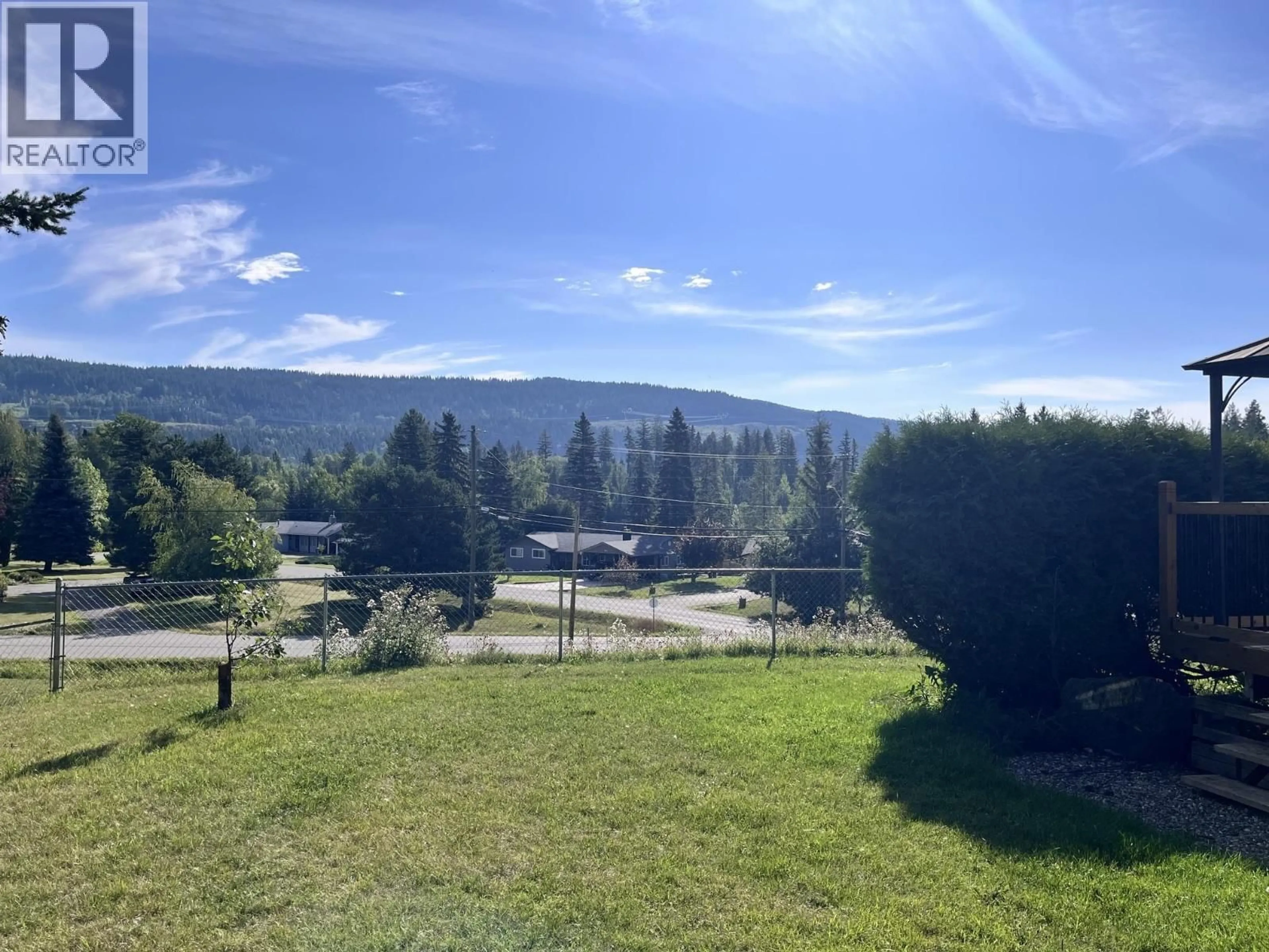 A pic from outside/outdoor area/front of a property/back of a property/a pic from drone, unknown for 476 THOMPSON ROAD, Quesnel British Columbia V2J5B5