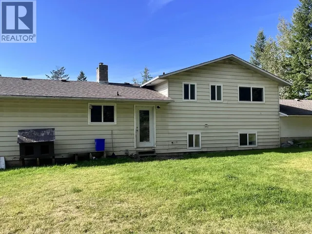 476 THOMPSON ROAD, Quesnel 5