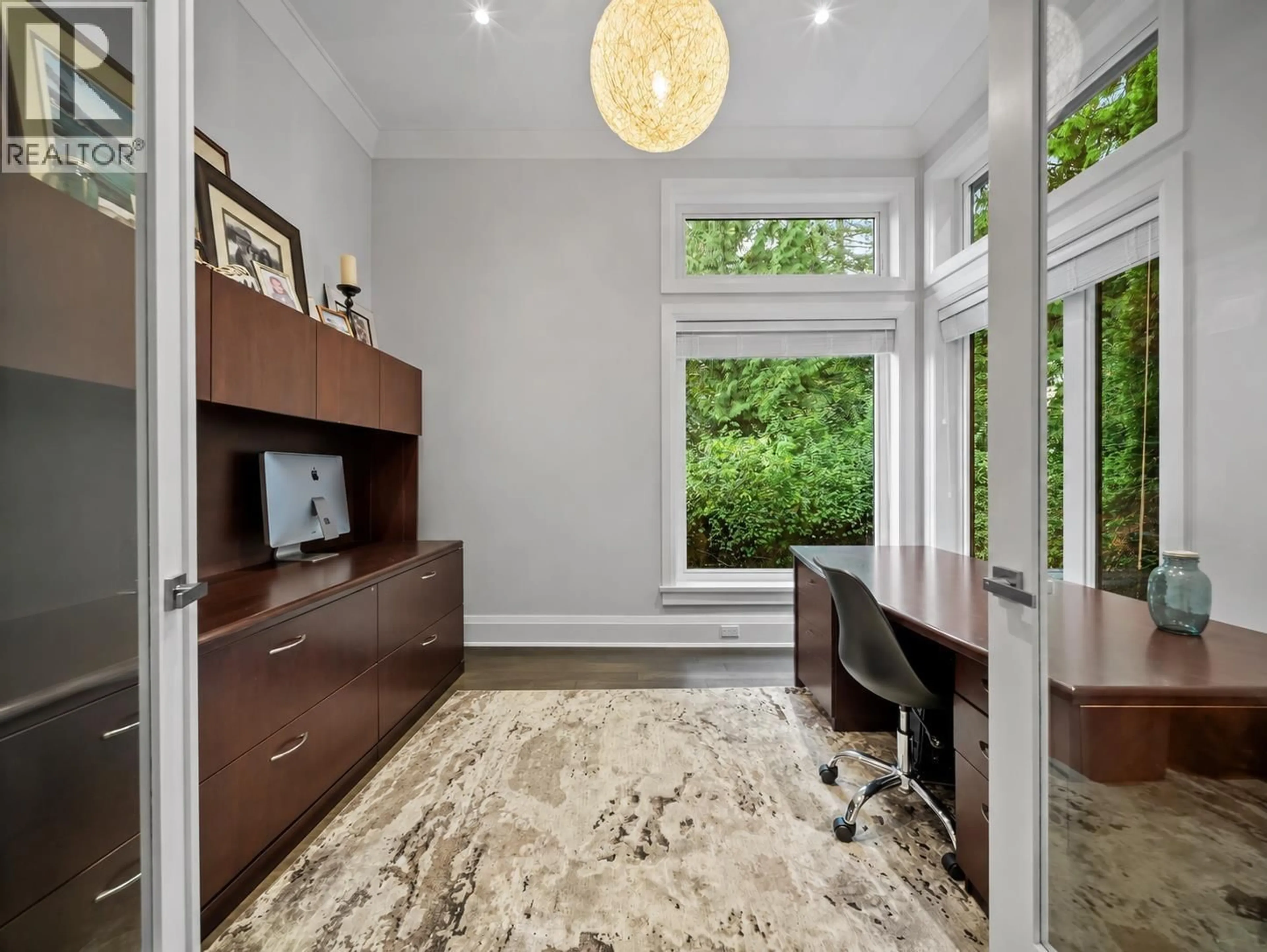 Unknown for 433 QUEENS ROAD, North Vancouver British Columbia V7N4E7