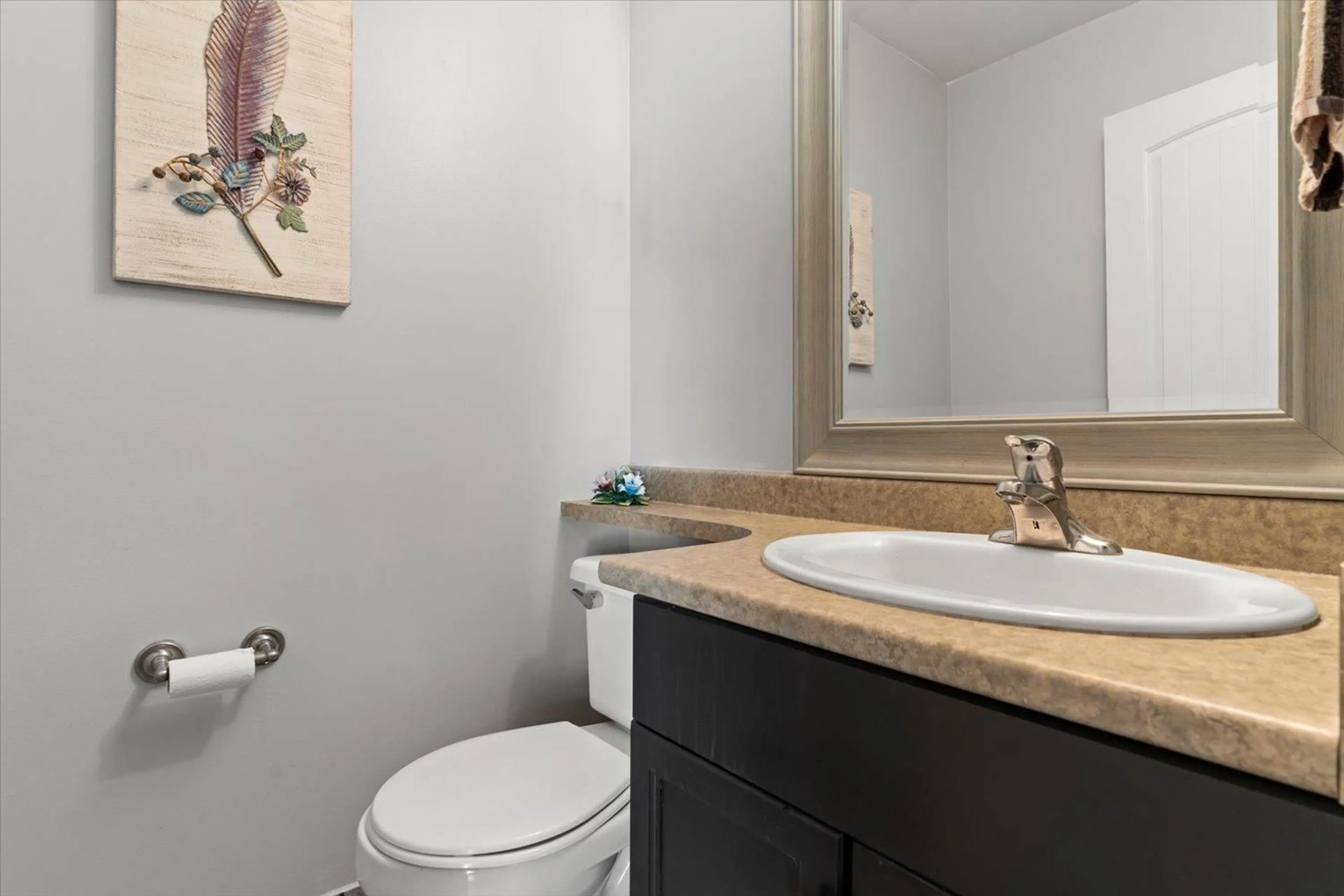 Standard bathroom, unknown for 77 - 8881 WALTERS STREET, Chilliwack British Columbia V2P8E9