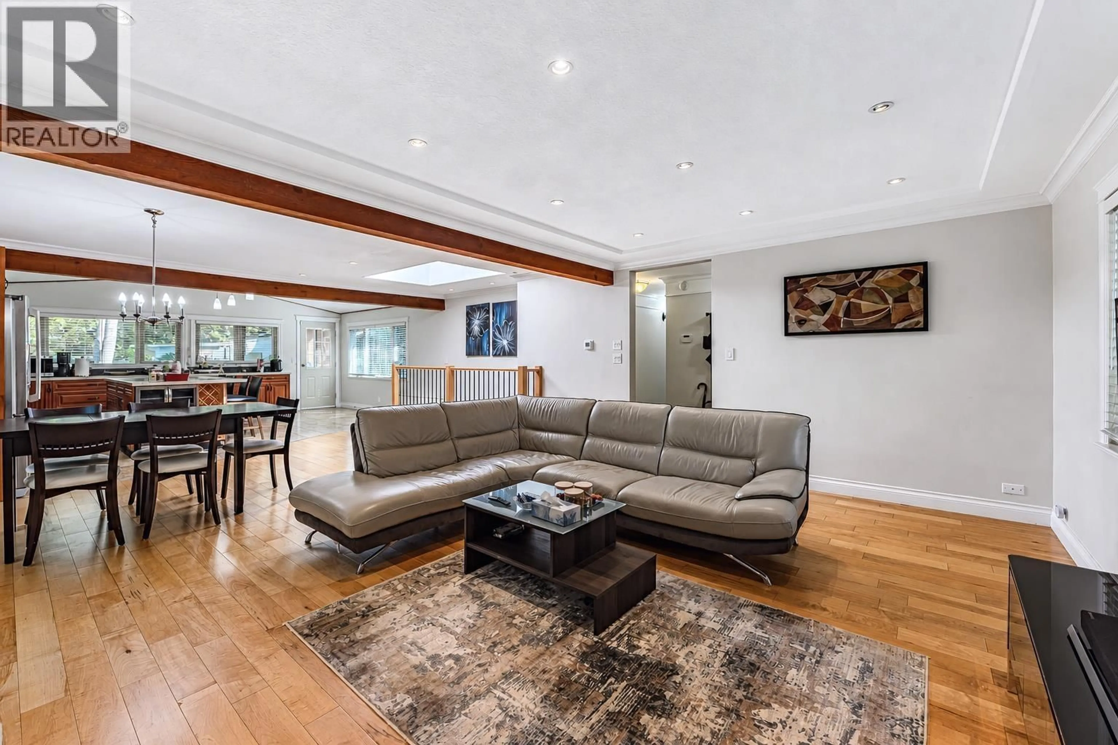 Living room with furniture, unknown for 1130 HANDSWORTH ROAD, North Vancouver British Columbia V7R2A8