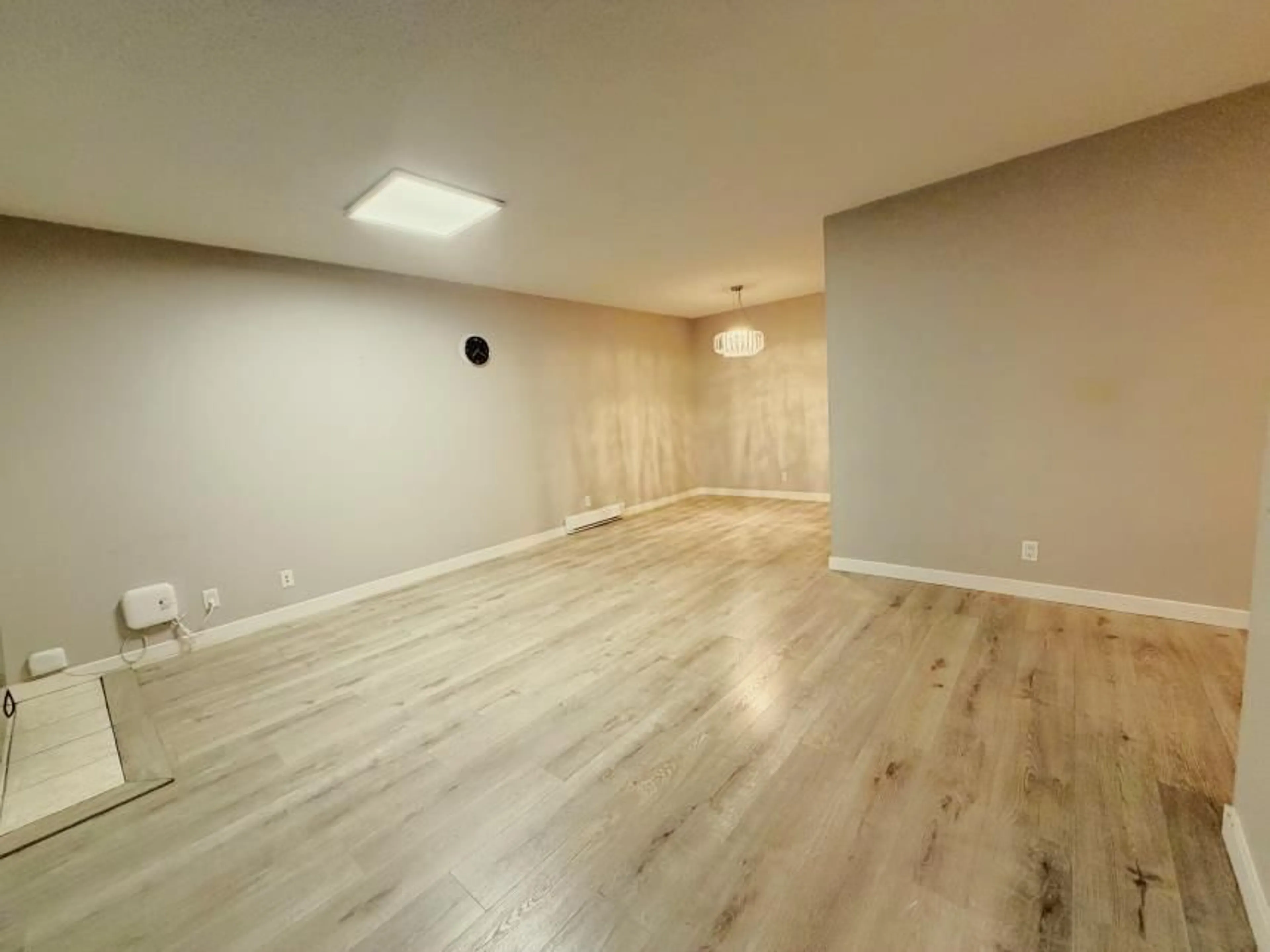 A pic of a room for 1017 - 10620 150 STREET, Surrey British Columbia V3R7S1