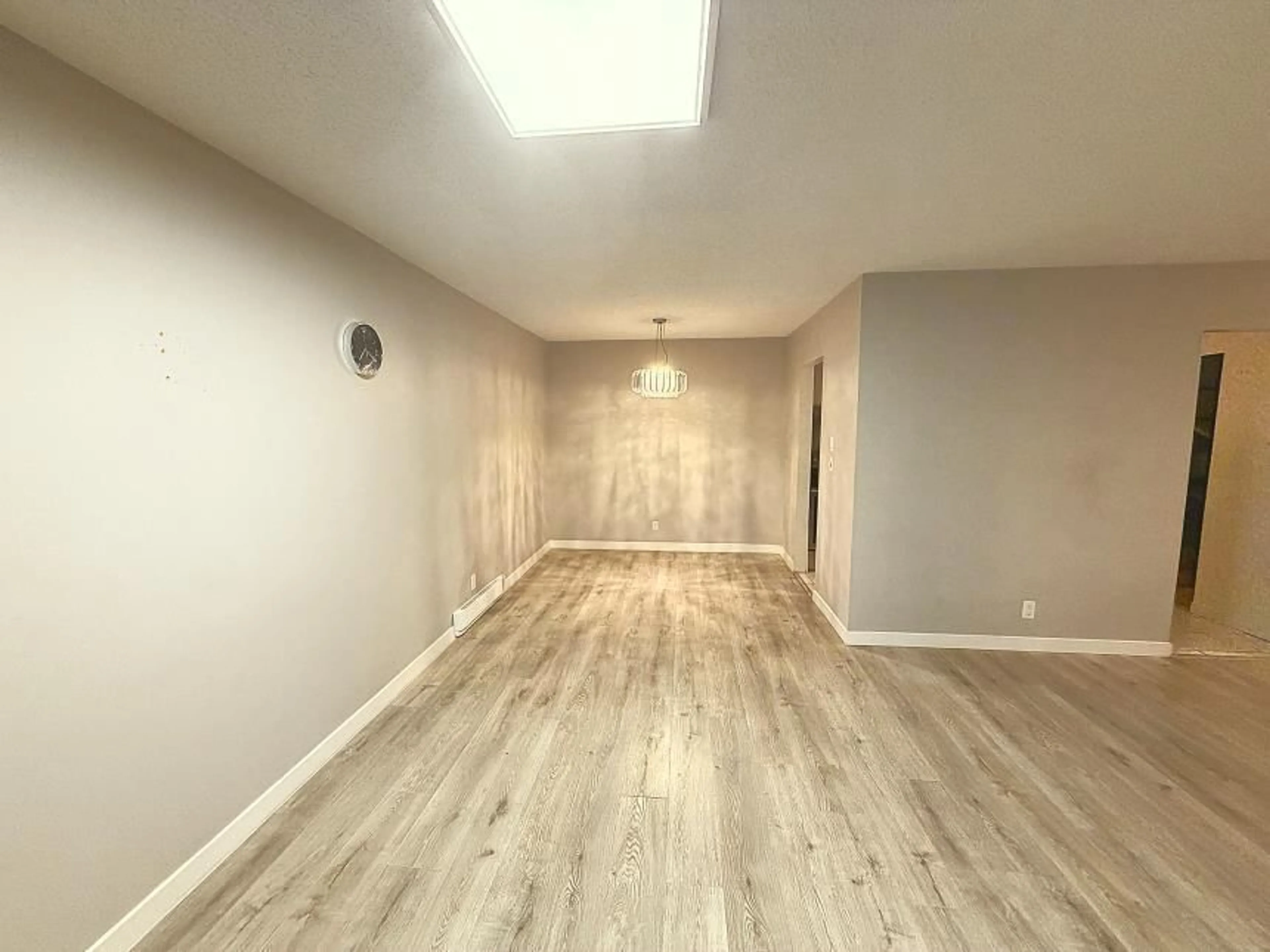 A pic of a room for 1017 - 10620 150 STREET, Surrey British Columbia V3R7S1