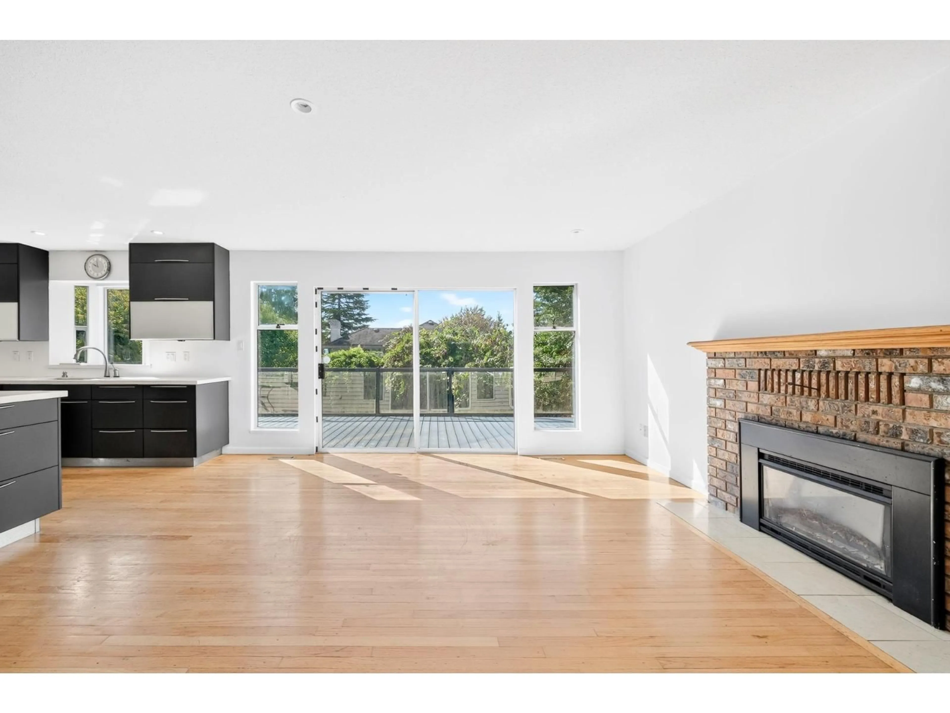 Unknown for 16290 78A AVENUE, Surrey British Columbia V4N0M8