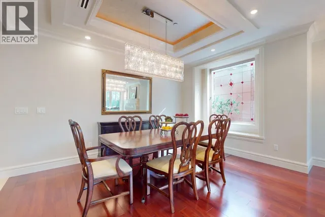 3749 11TH AVENUE, Vancouver 5