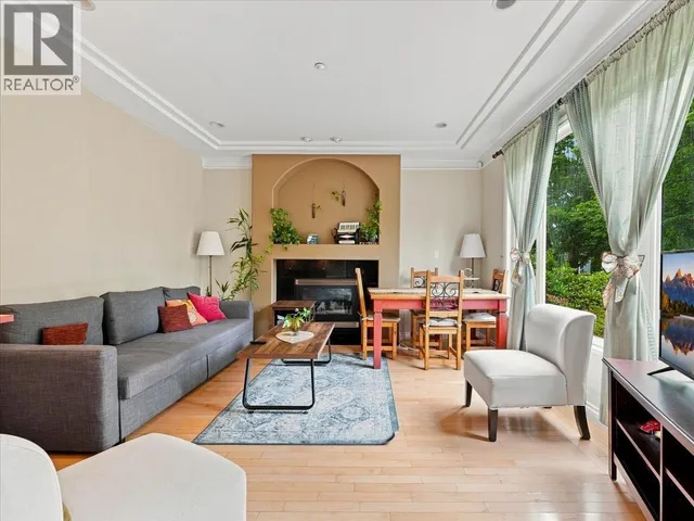 2579 45TH AVENUE, Vancouver 3