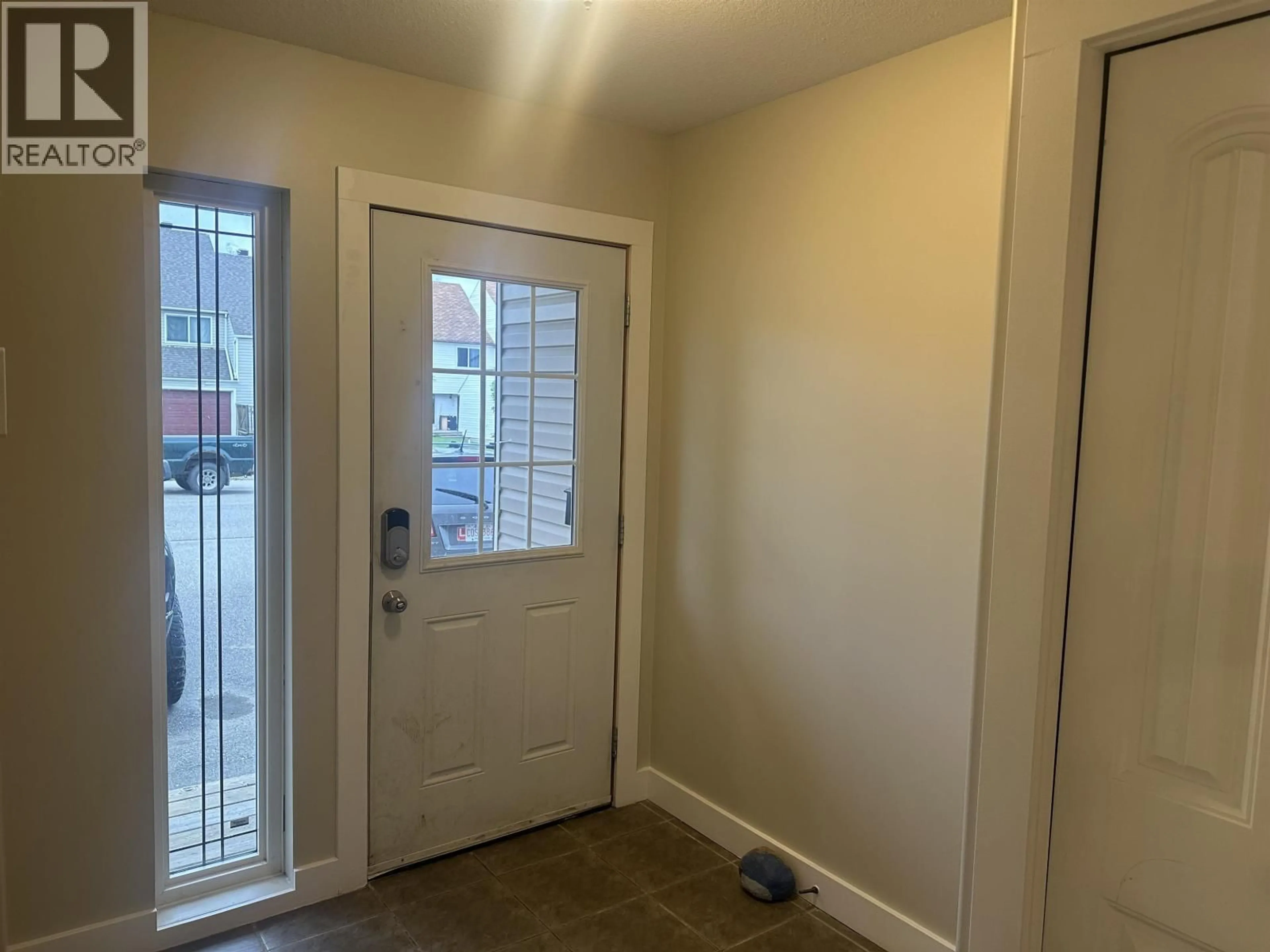 Indoor entryway for 11309 89A STREET, Fort St. John British Columbia V1J0E5