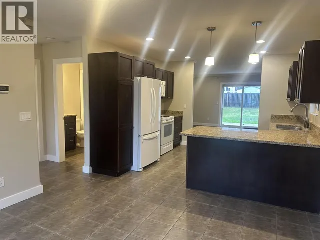 11309 89A STREET, Fort St. John 5