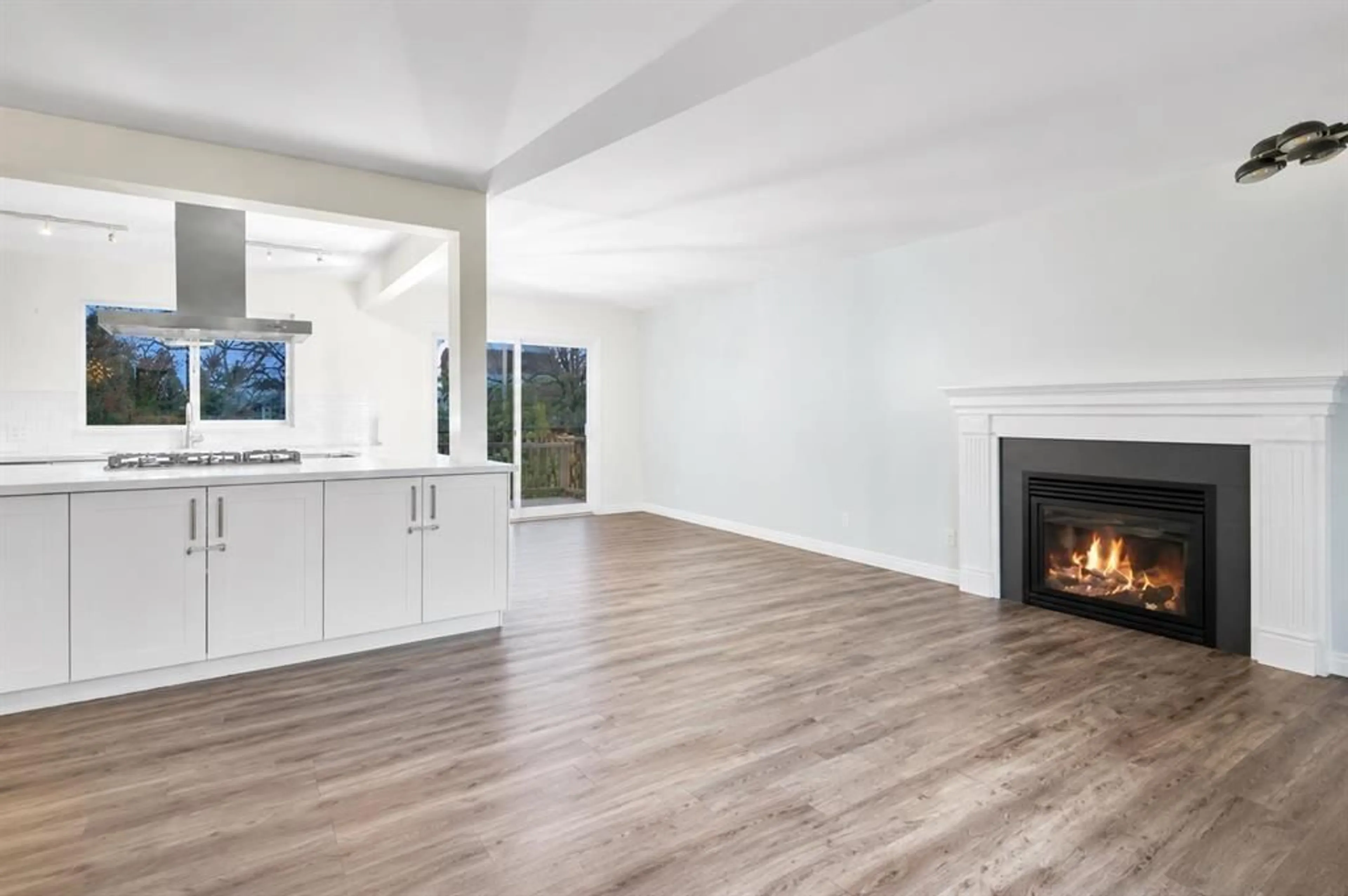 A pic of a room for 46573 ELGIN DRIVE, Chilliwack British Columbia V2P6T2