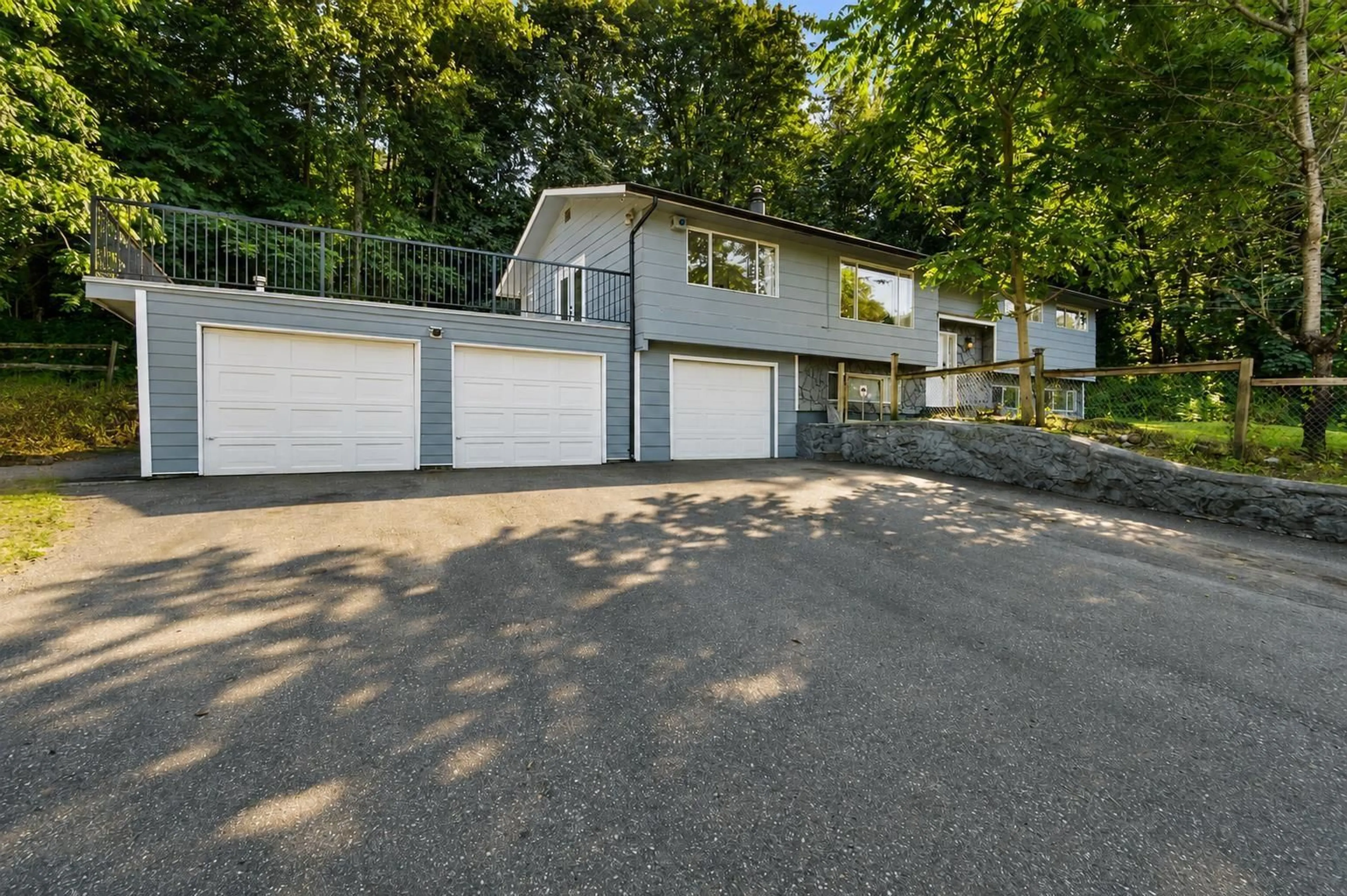 A pic from outside/outdoor area/front of a property/back of a property/a pic from drone, street for 43810 VEDDER MOUNTAIN ROAD, Chilliwack British Columbia V2R4C5
