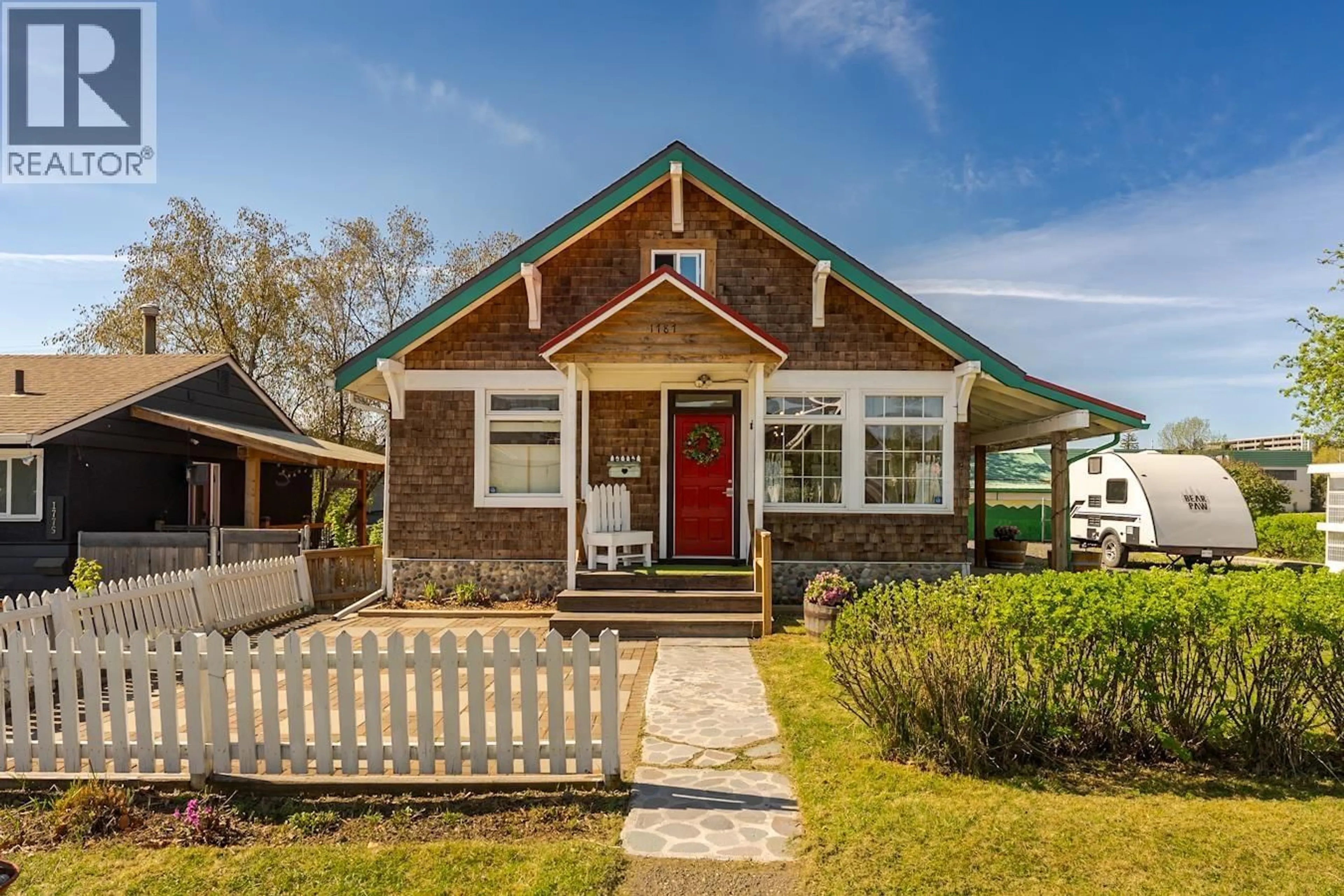 Home with vinyl exterior material, street for 1787 7TH AVENUE, Prince George British Columbia V2K3P7