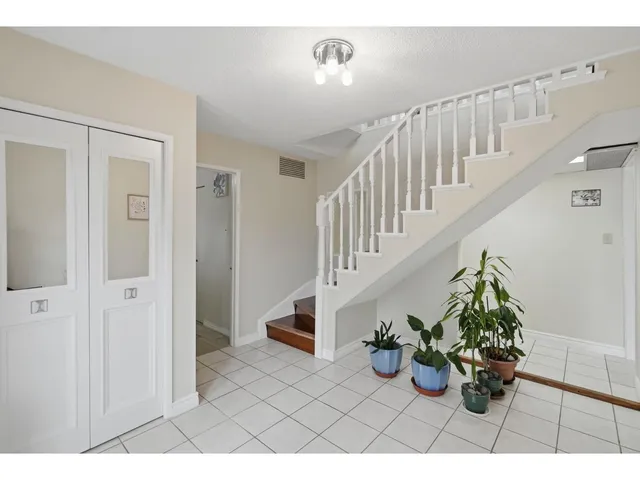 8704 111 STREET, Delta 4