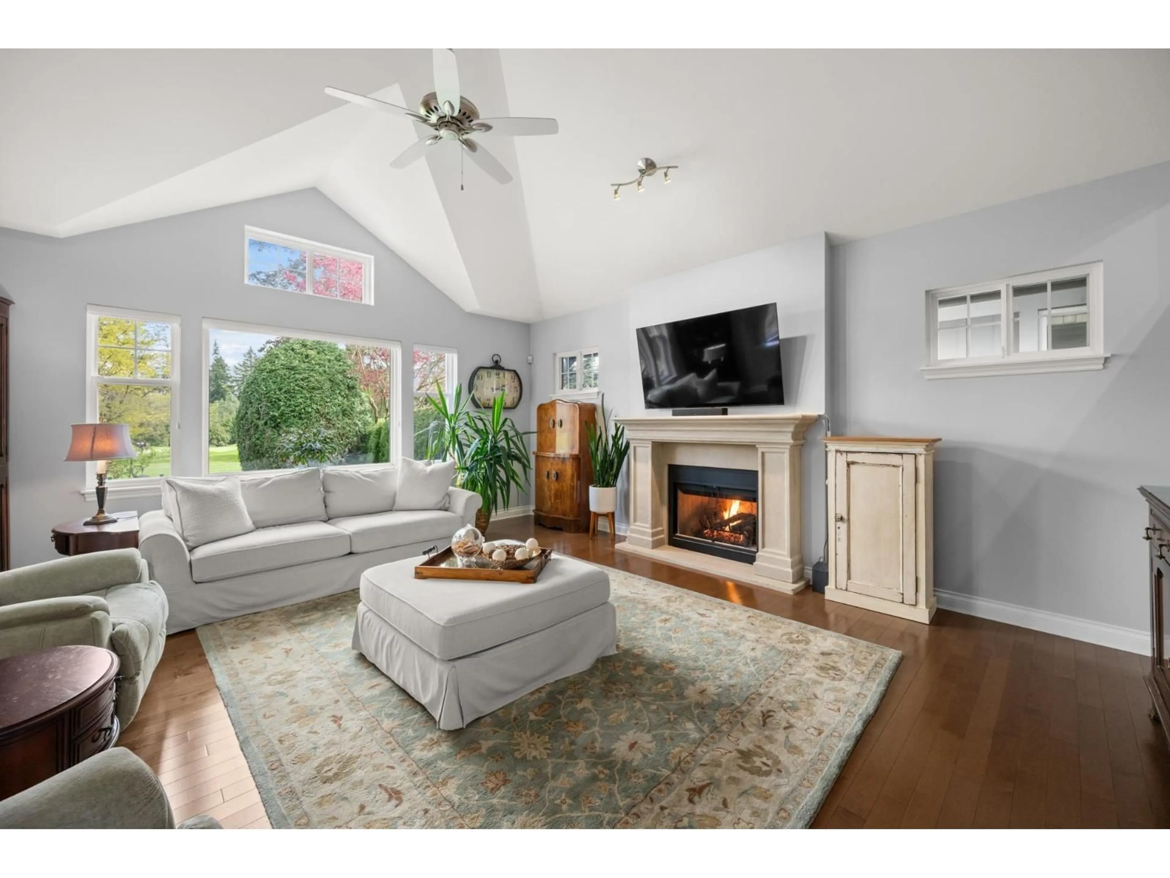 Living room with furniture, unknown for 11 - 3300 157A STREET, Surrey British Columbia V3Z2P2
