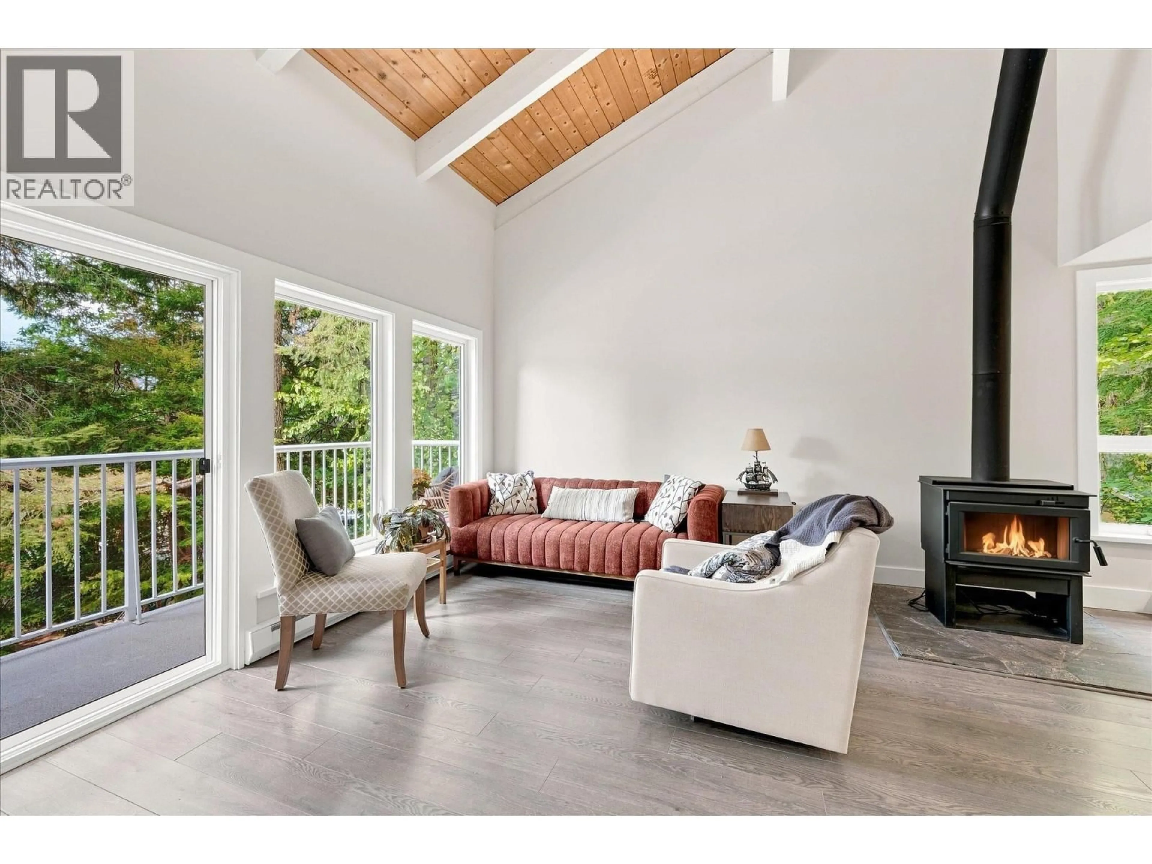 Living room with furniture, wood/laminate floor for 3015 ALPINE CRESCENT, Whistler British Columbia V8E0B8