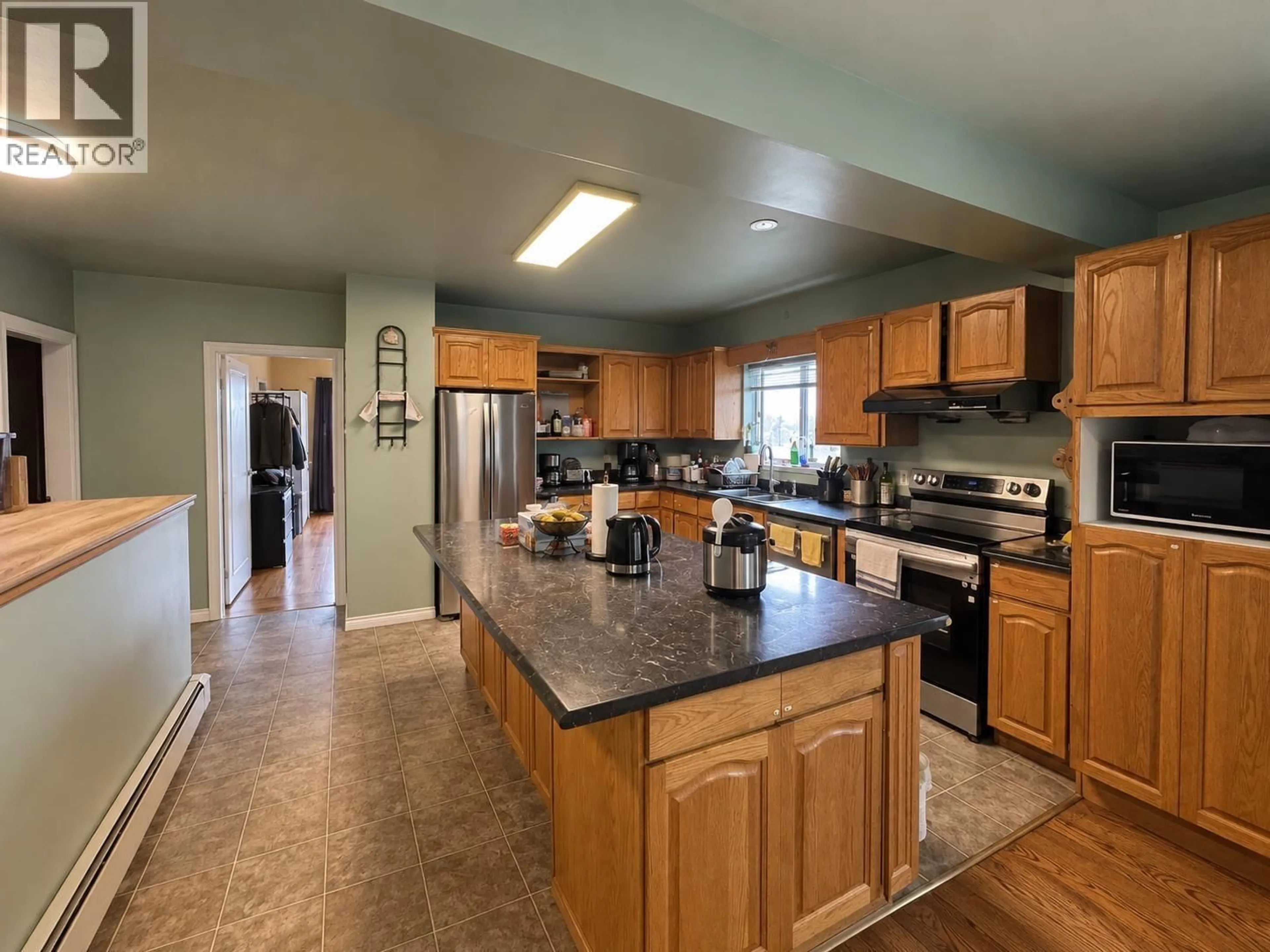 Open concept kitchen, unknown for 6551 HALIFAX STREET, Burnaby British Columbia V5B2P9