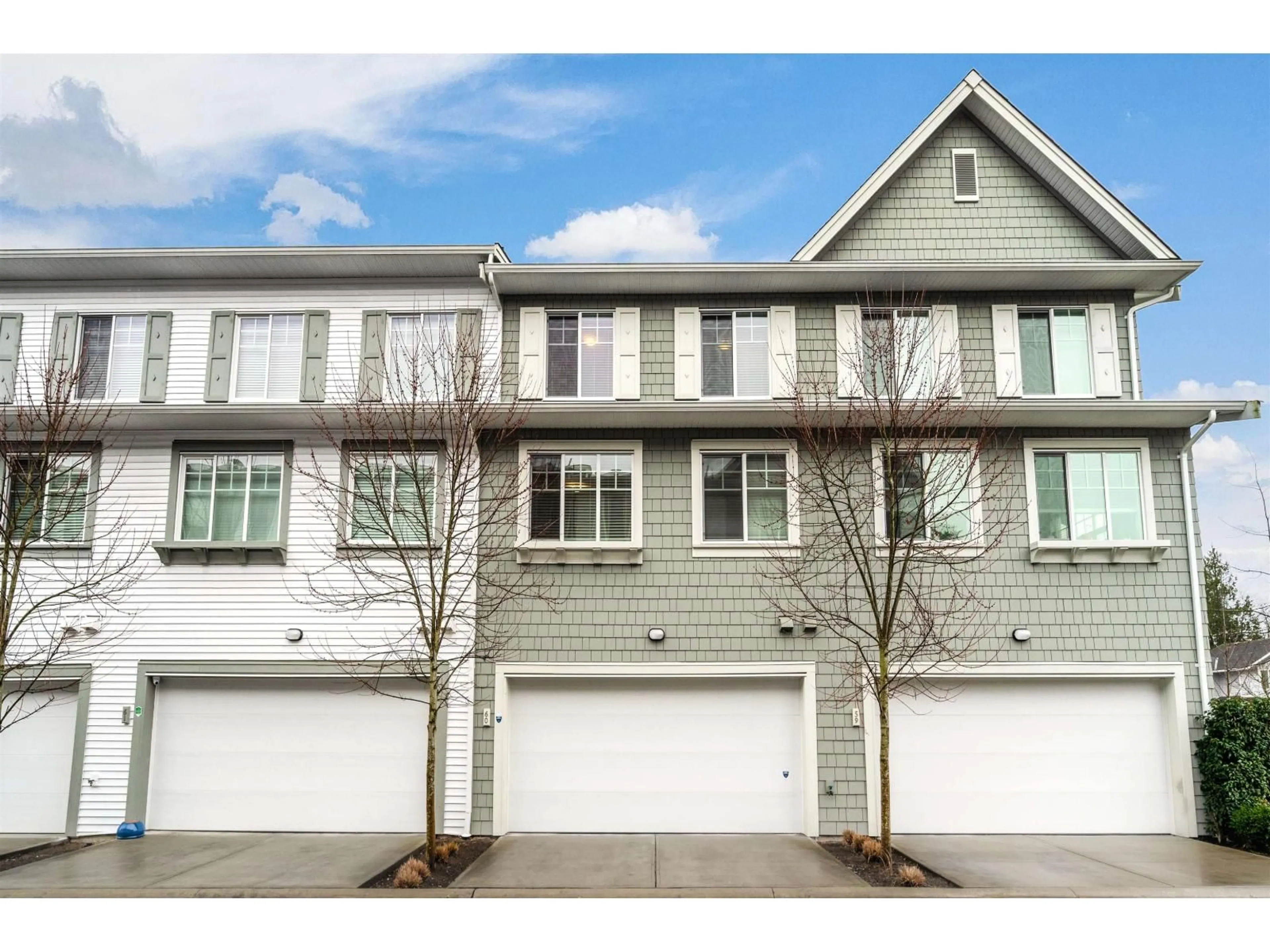 Home with vinyl exterior material, street for 60 - 15487 99A AVENUE, Surrey British Columbia V3R0G9