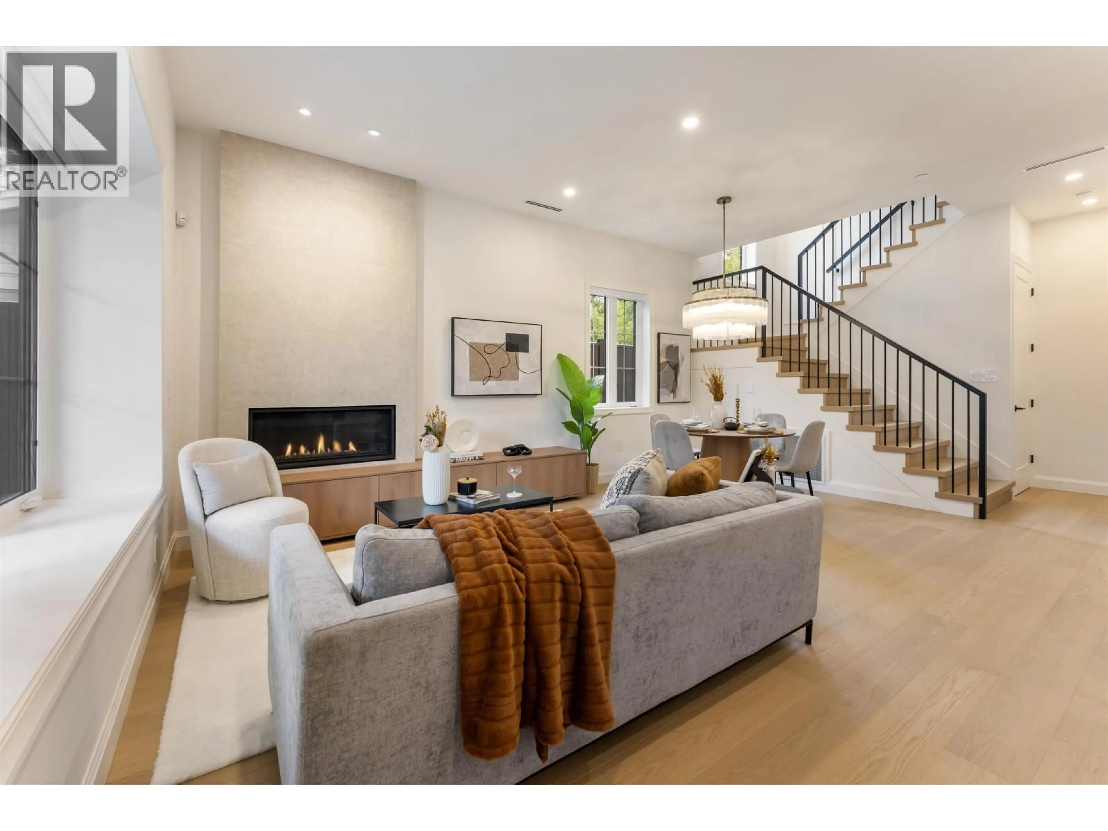 Living room with furniture, unknown for 1 - 2256 PENDER STREET, Vancouver British Columbia V5L1X4
