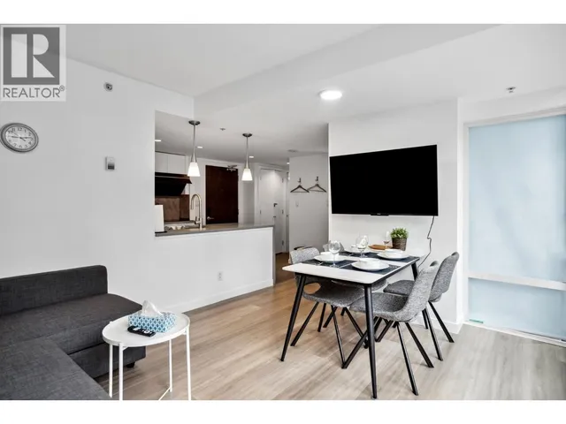 605 - 618 ABBOTT STREET, Vancouver 4