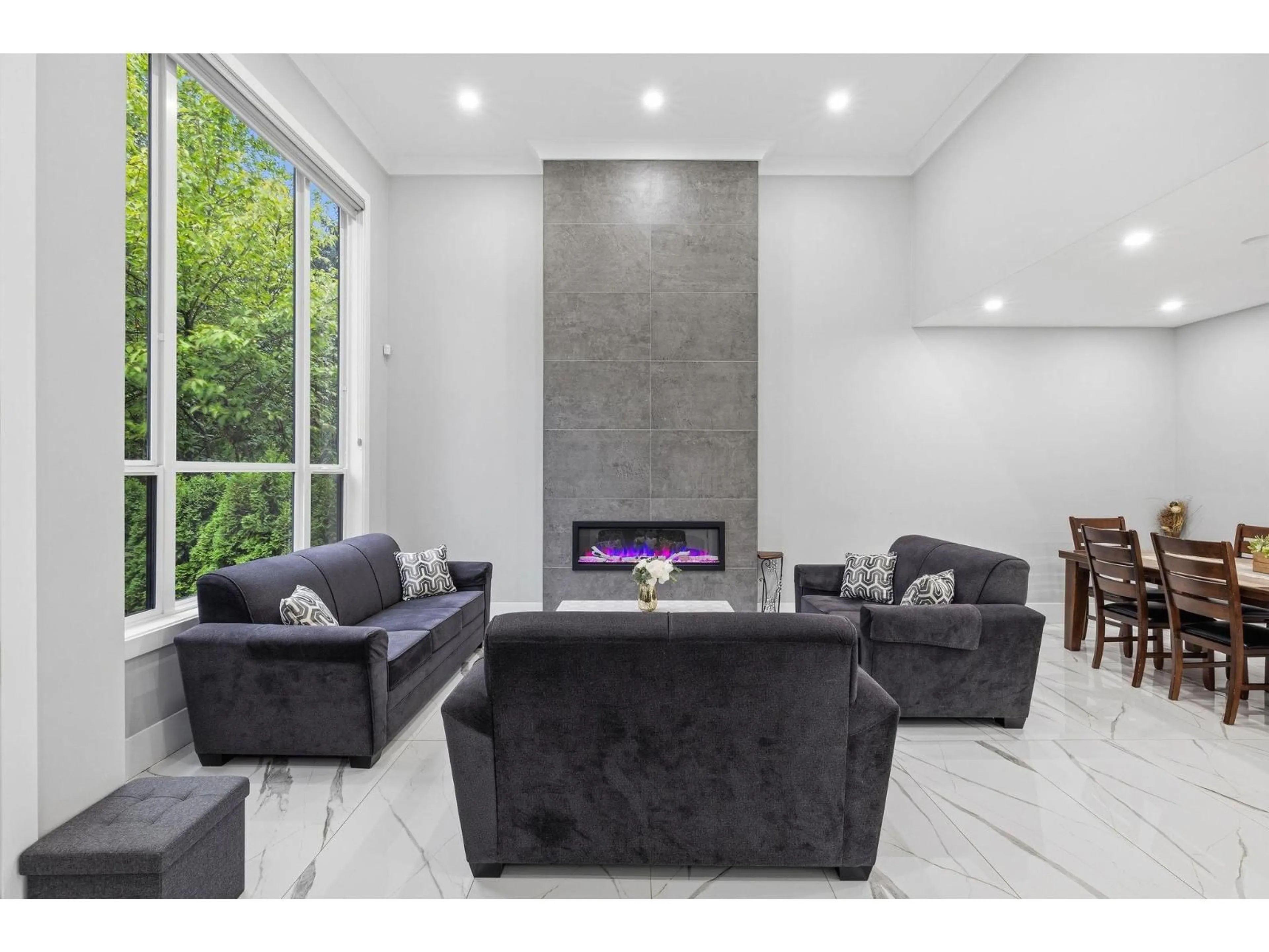 Living room with furniture, ceramic/tile floor for 8995 QUEEN MARY BOULEVARD, Surrey British Columbia V3V6R2