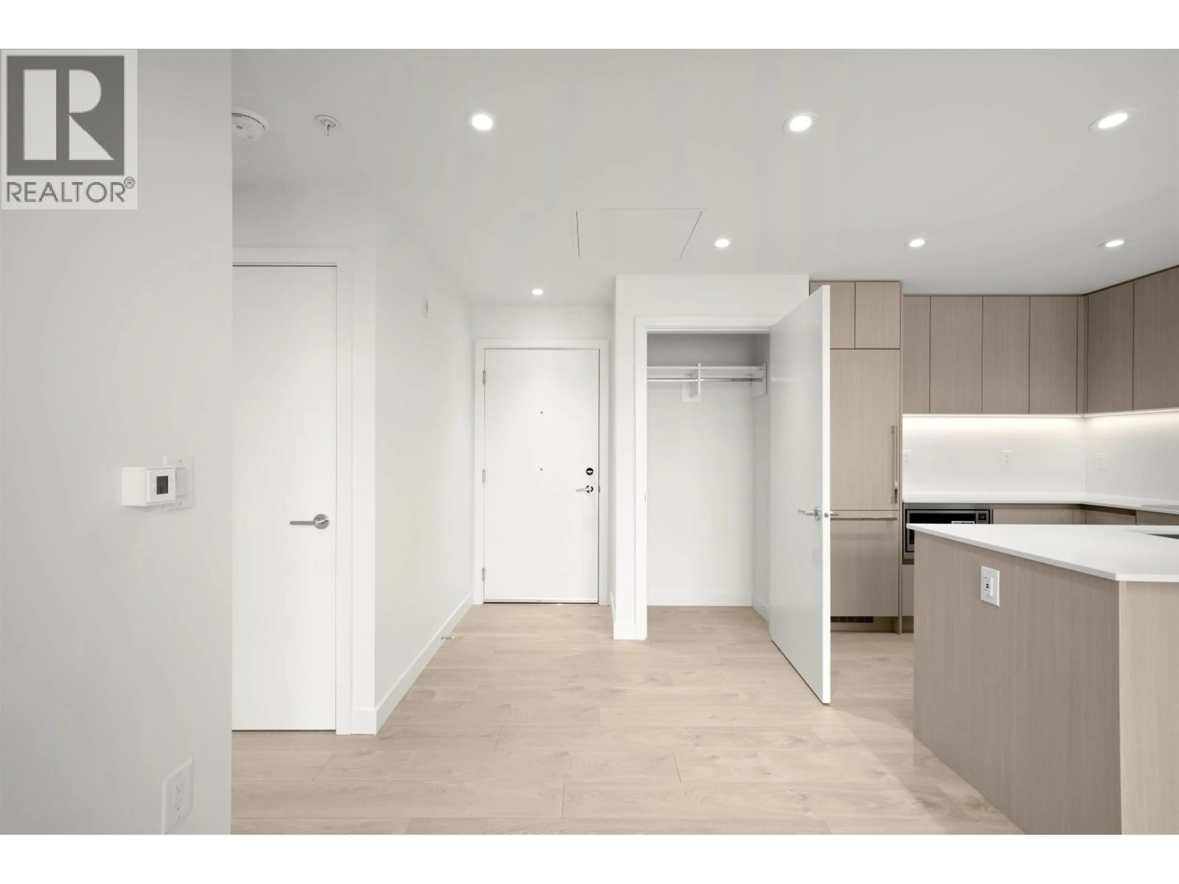 A pic of a room for 408 - 4928 QUEBEC STREET, Vancouver British Columbia V5W0G6