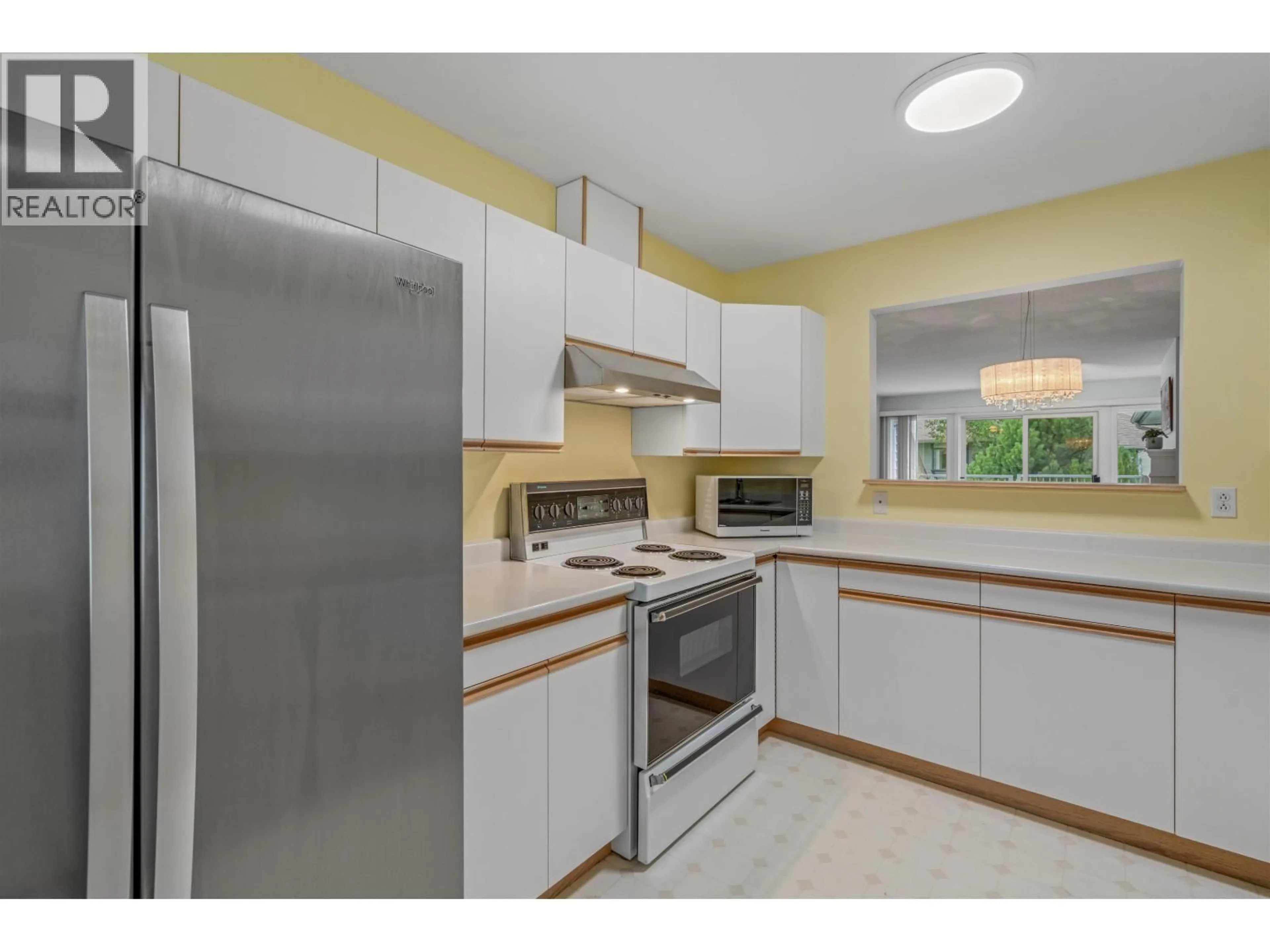 Standard kitchen, unknown for 116 - 801 PRESTON ROAD, Prince George British Columbia V2K4S5