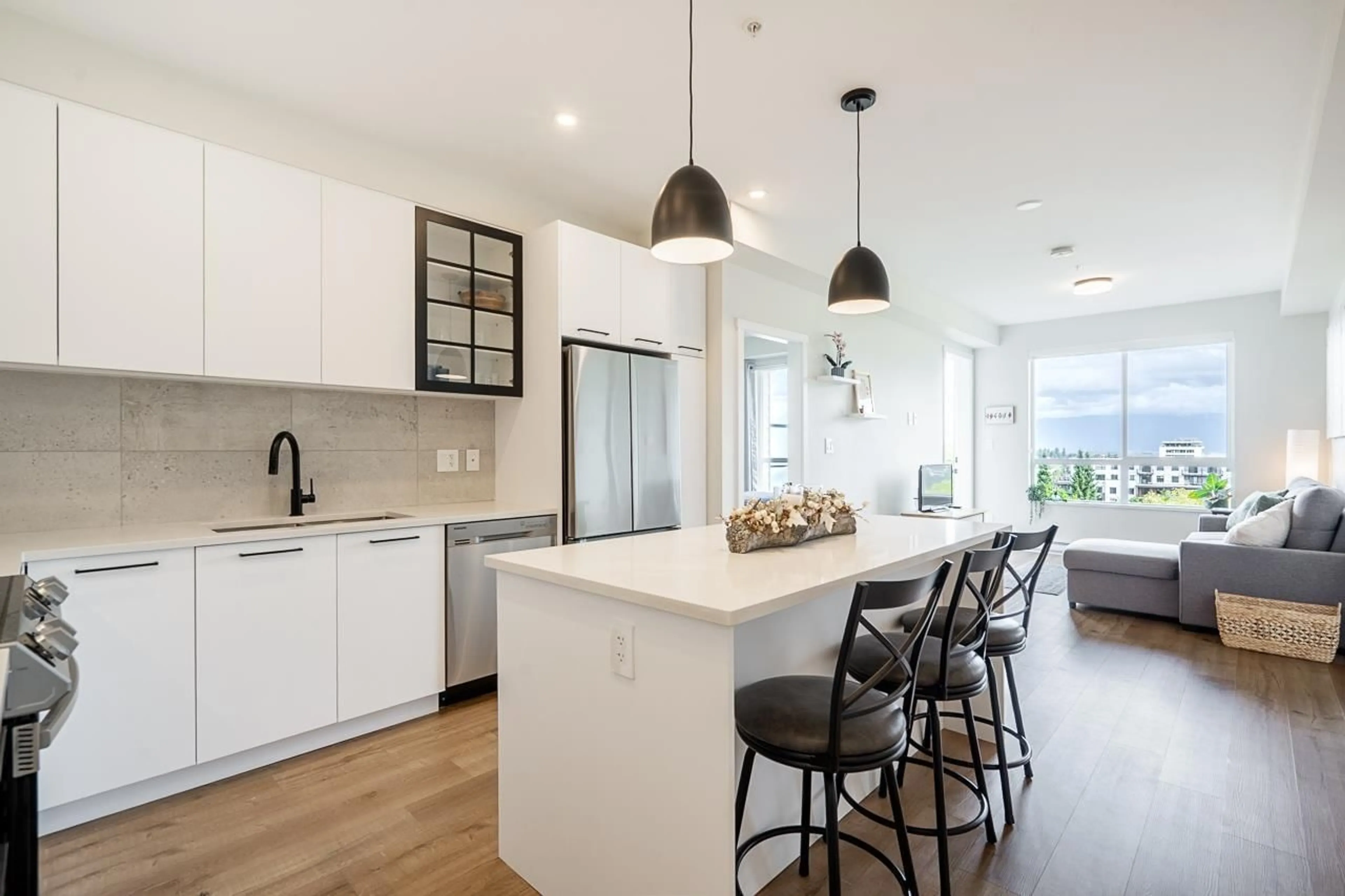 Open concept kitchen, unknown for 416 - 8117 200A STREET, Langley British Columbia V2Y3W9