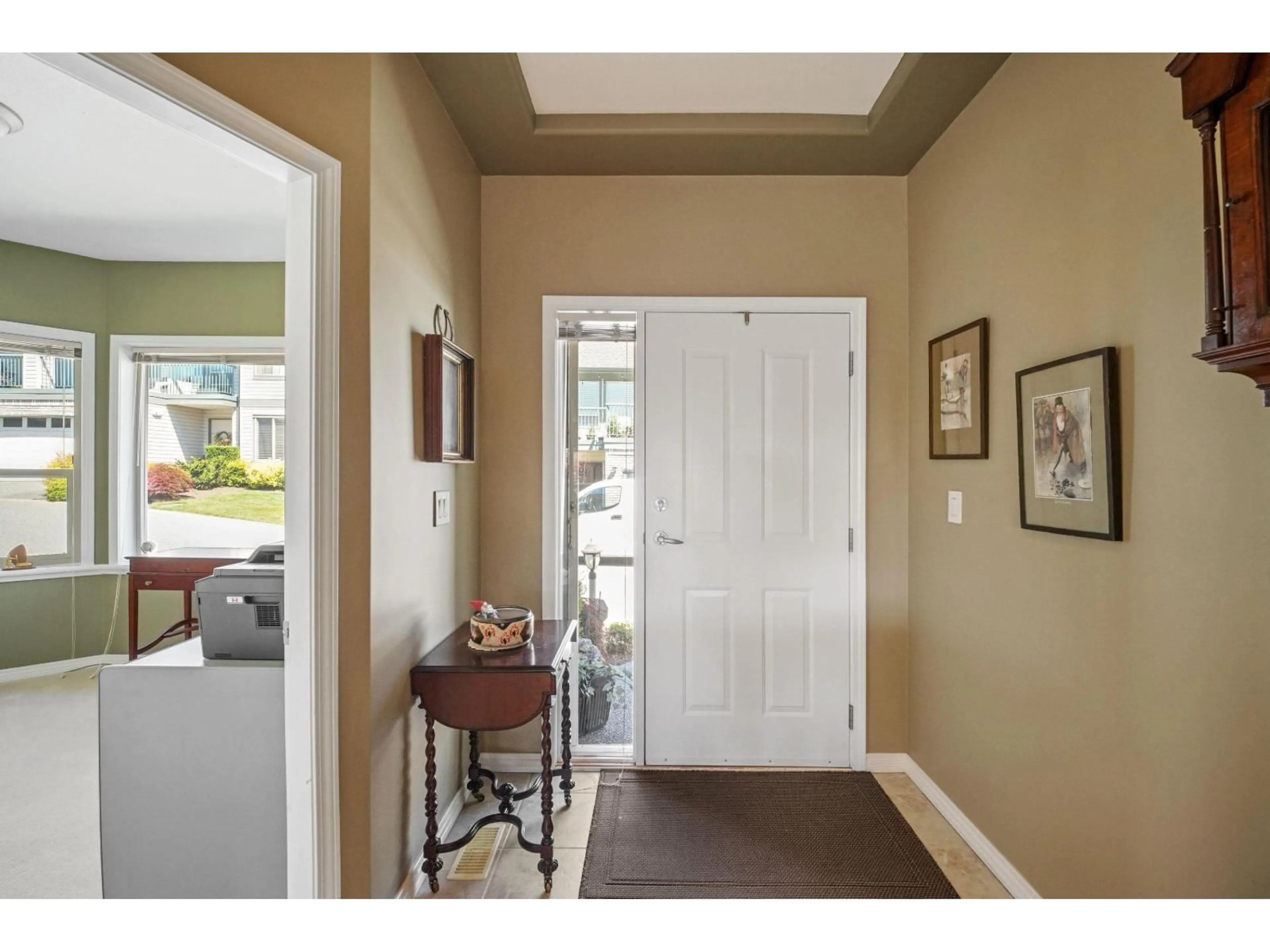 Indoor entryway for 31 - 31517 SPUR AVENUE, Abbotsford British Columbia V2T6V7