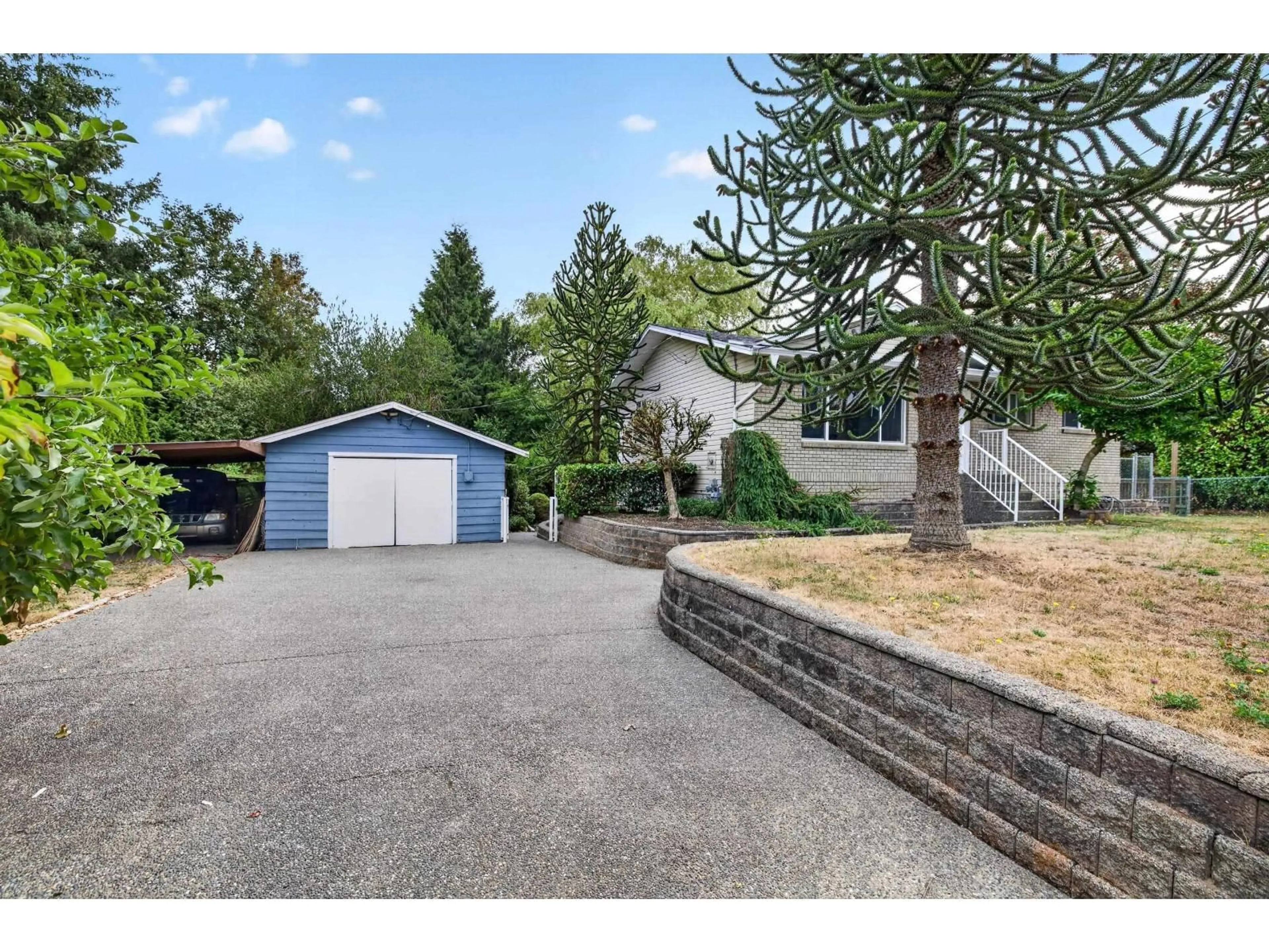 A pic from outside/outdoor area/front of a property/back of a property/a pic from drone, street for 21355 OLD YALE ROAD, Langley British Columbia V3A4M6