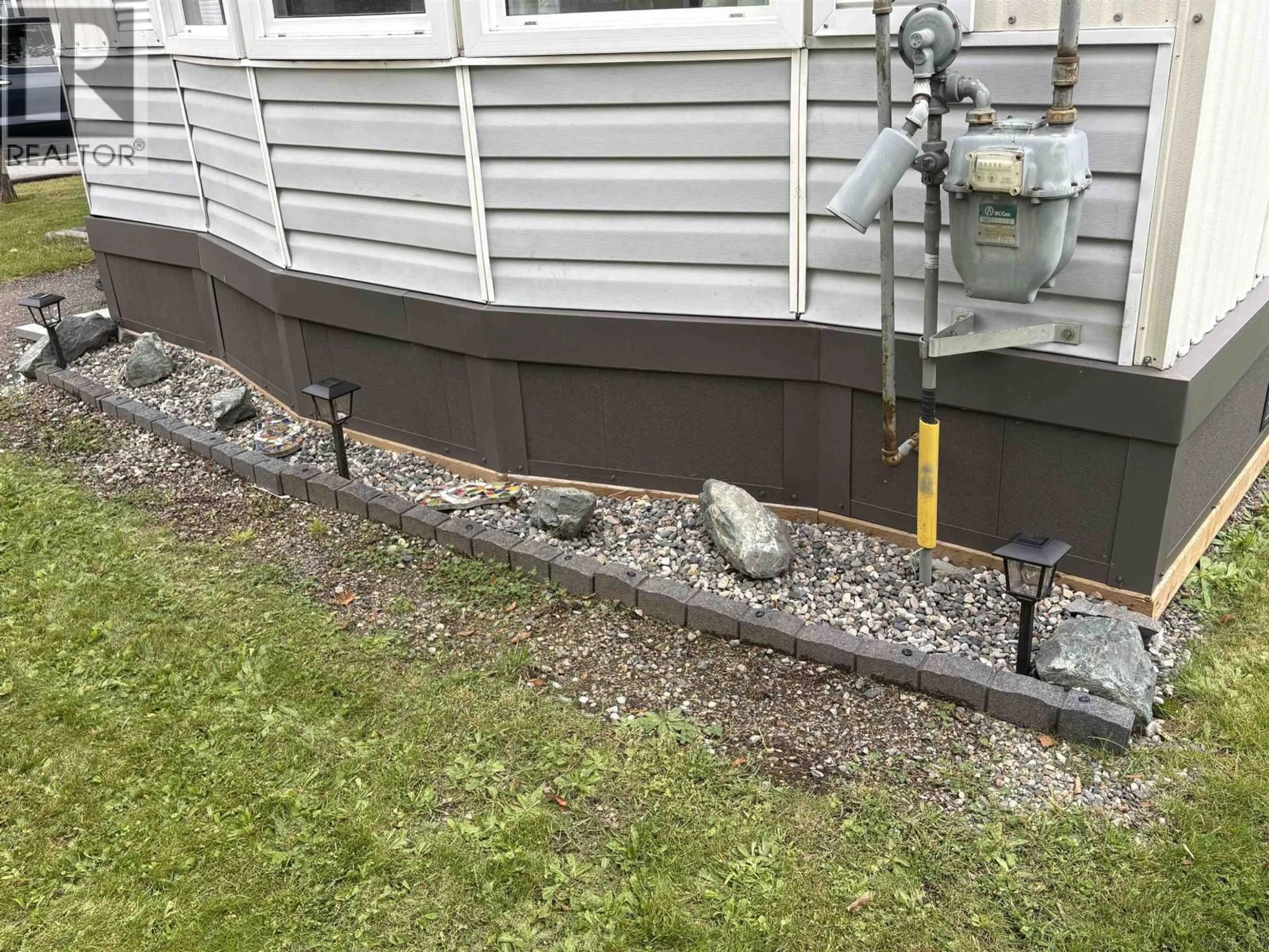 Patio, street for 102 - 1000 INVERNESS ROAD, Prince George British Columbia V2K4V1