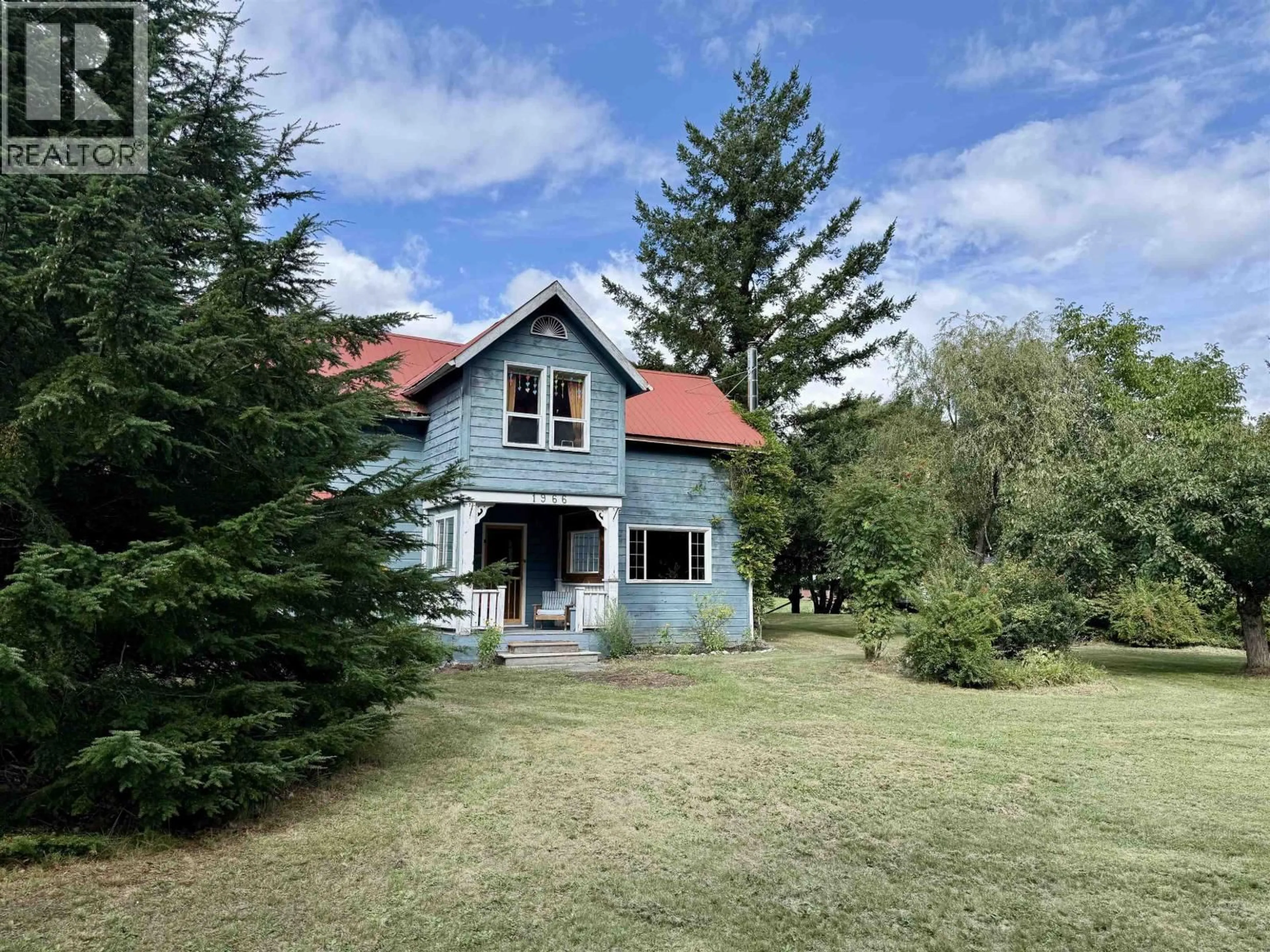 A pic from outside/outdoor area/front of a property/back of a property/a pic from drone, unknown for 1966 MACKENZIE 20 HIGHWAY, Hagensborg British Columbia V0T1H0