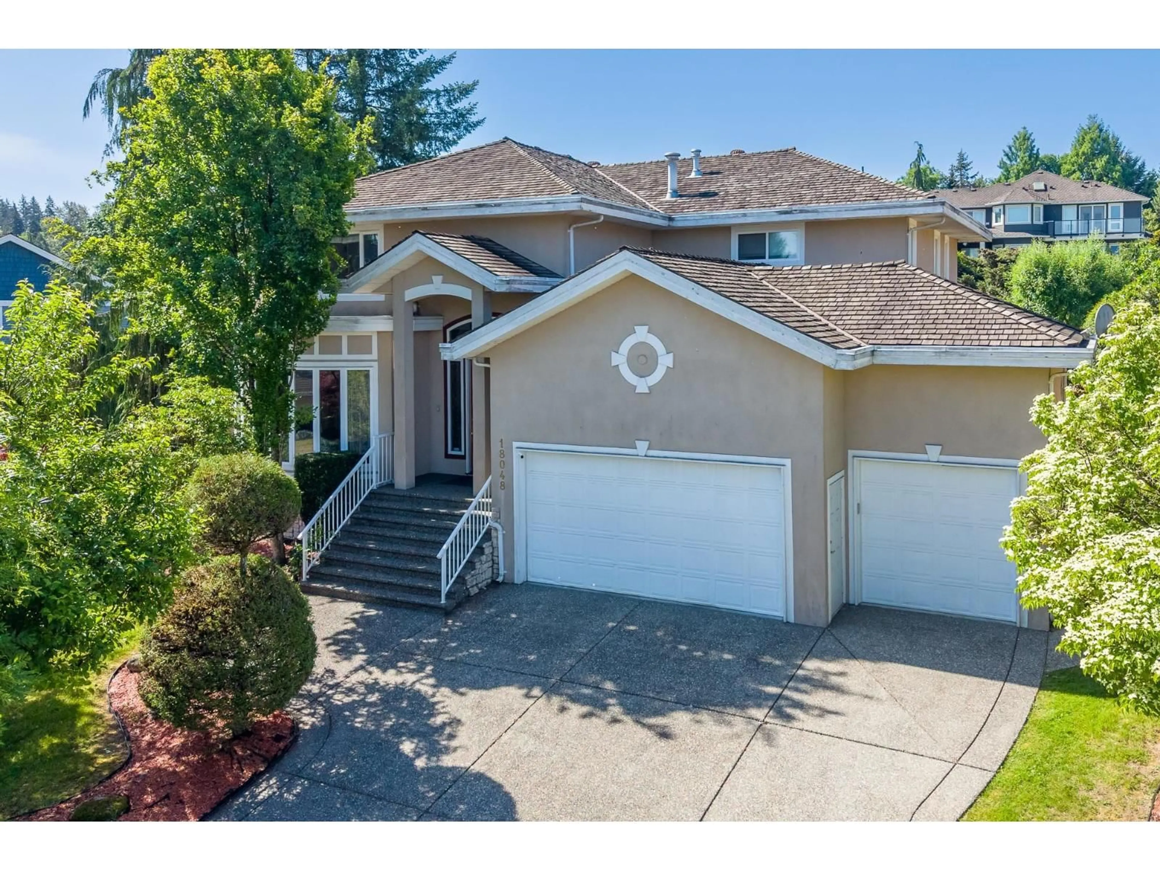 A pic from outside/outdoor area/front of a property/back of a property/a pic from drone, street for 18048 99A AVENUE, Surrey British Columbia V4N4V6