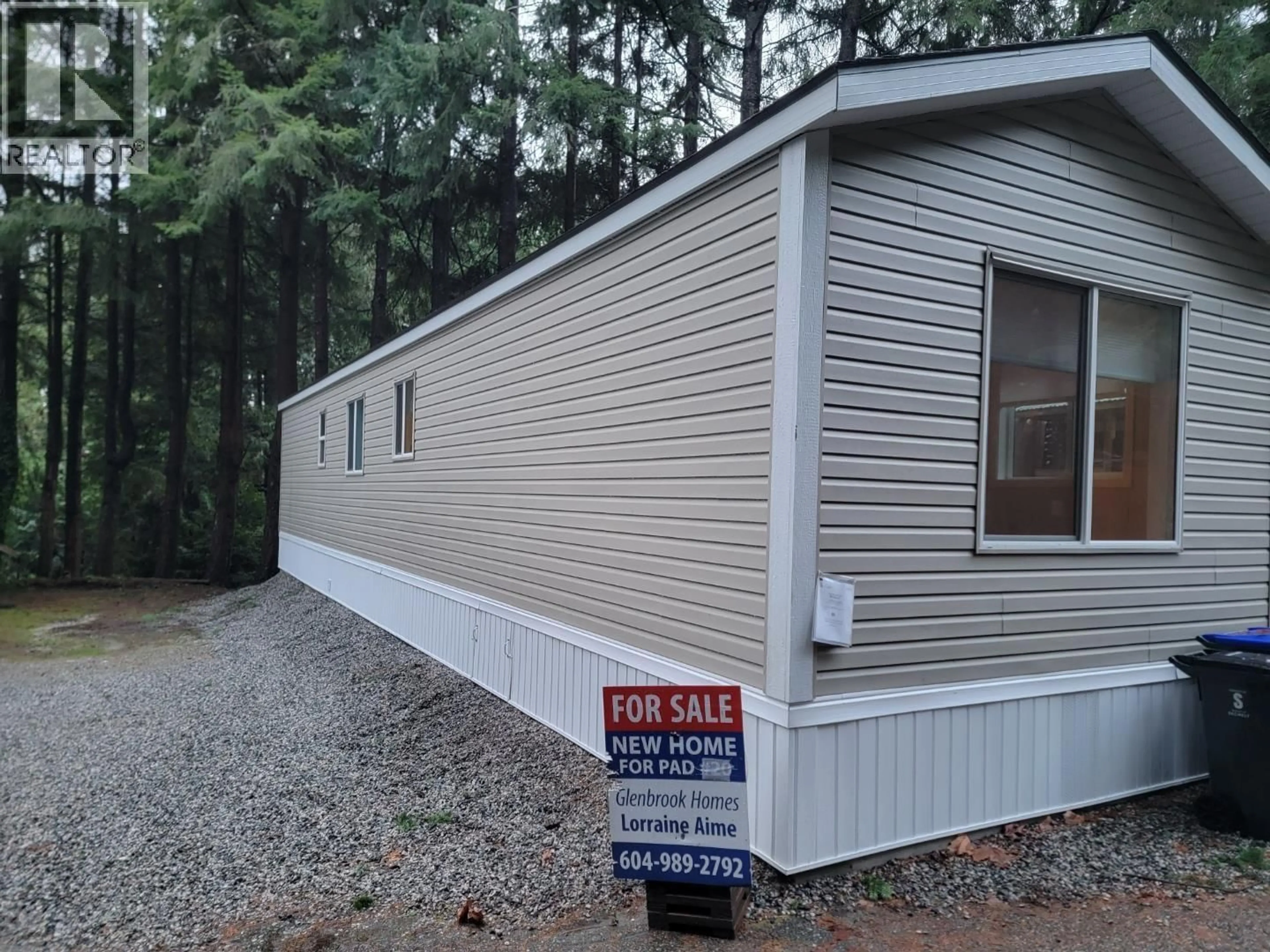 Home with vinyl exterior material, unknown for 16 - 5288 SELMA PARK ROAD, Sechelt British Columbia V7Z0C2