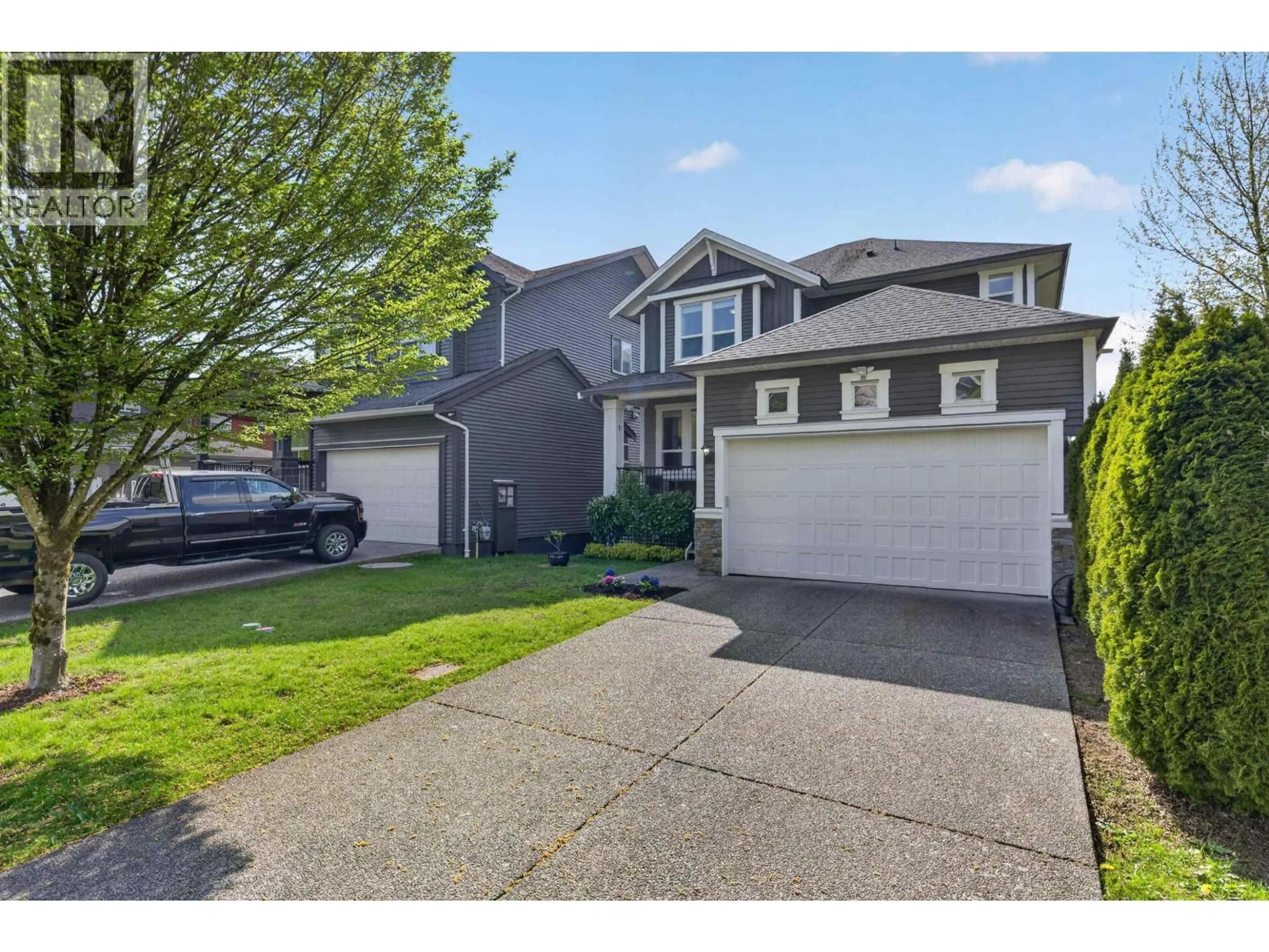 Home with vinyl exterior material, street for 11235 244 STREET, Maple Ridge British Columbia V2W0H4