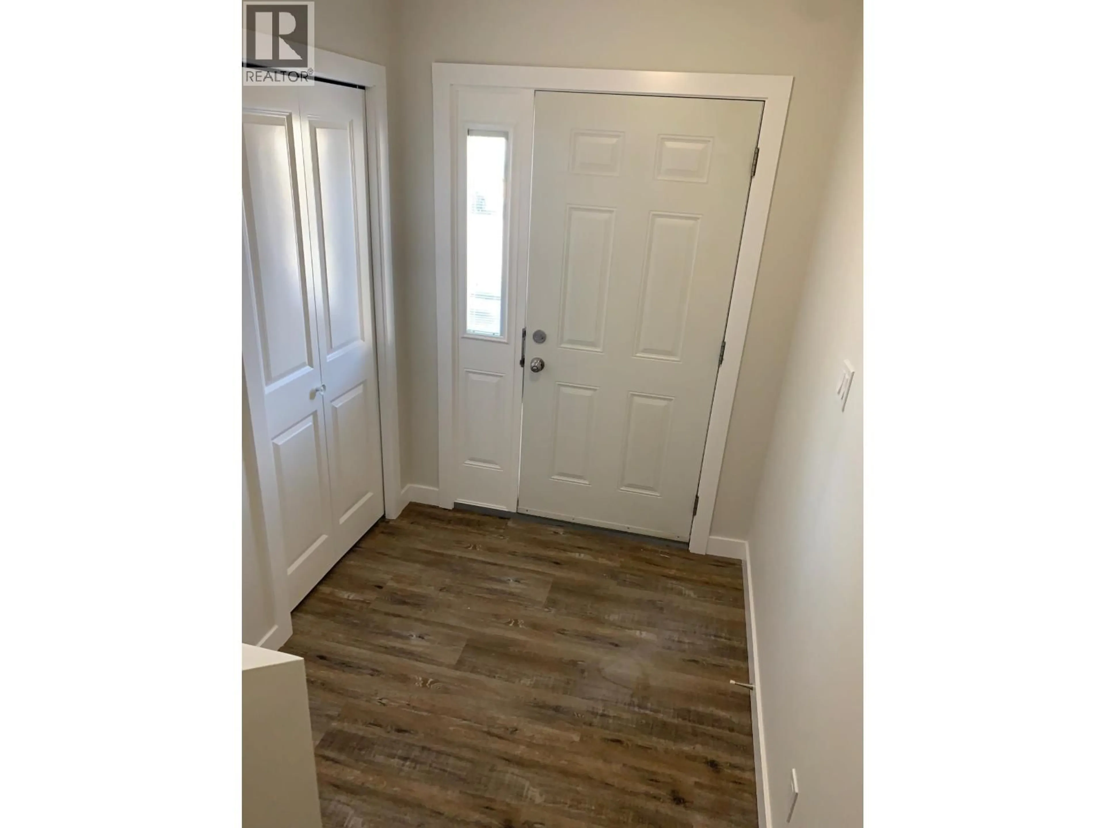 Indoor entryway for 9119 89 STREET, Fort St. John British Columbia V1J4Z3