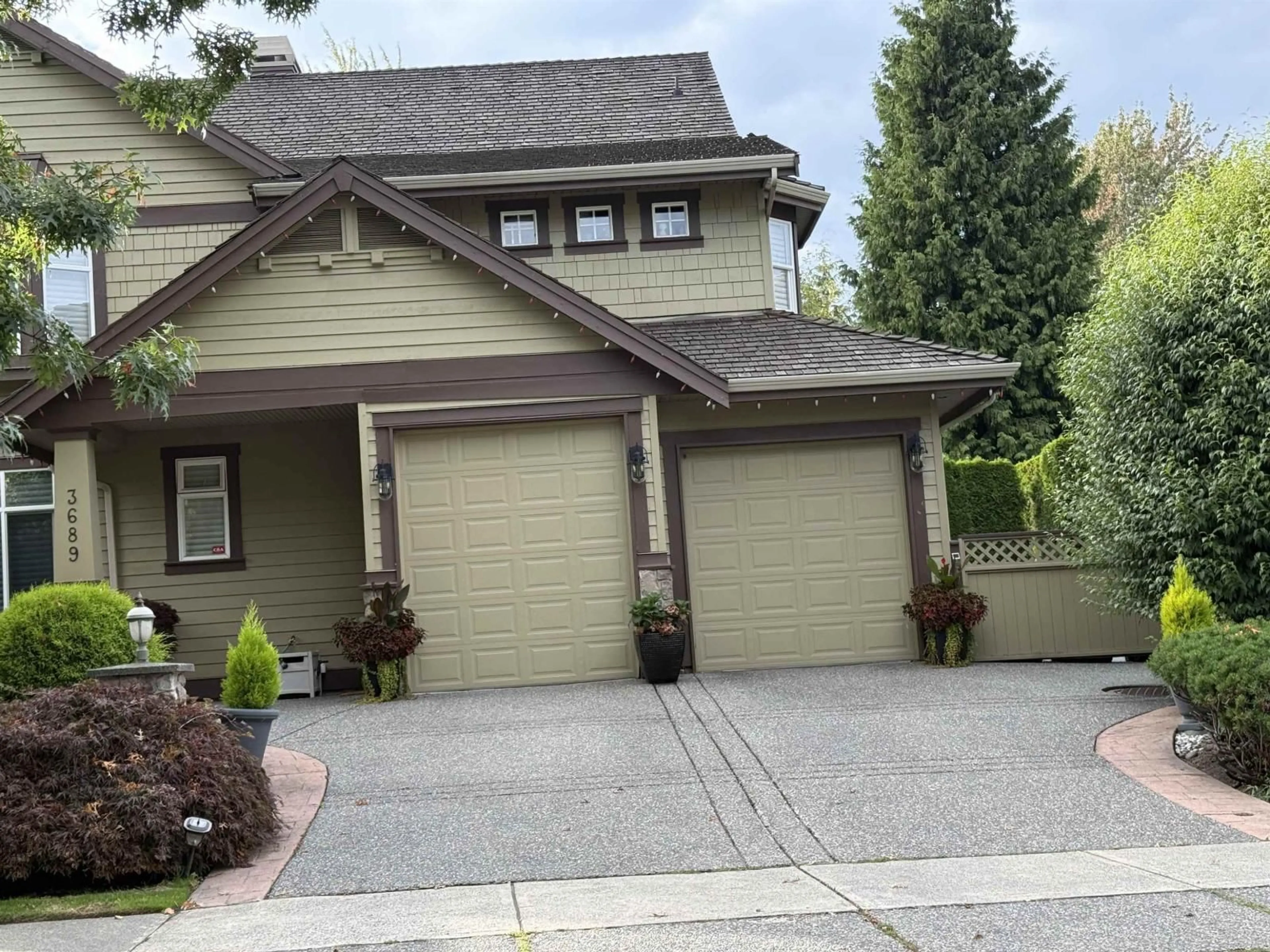 Home with vinyl exterior material, street for 3689 159A STREET, Surrey British Columbia V3Z0P1