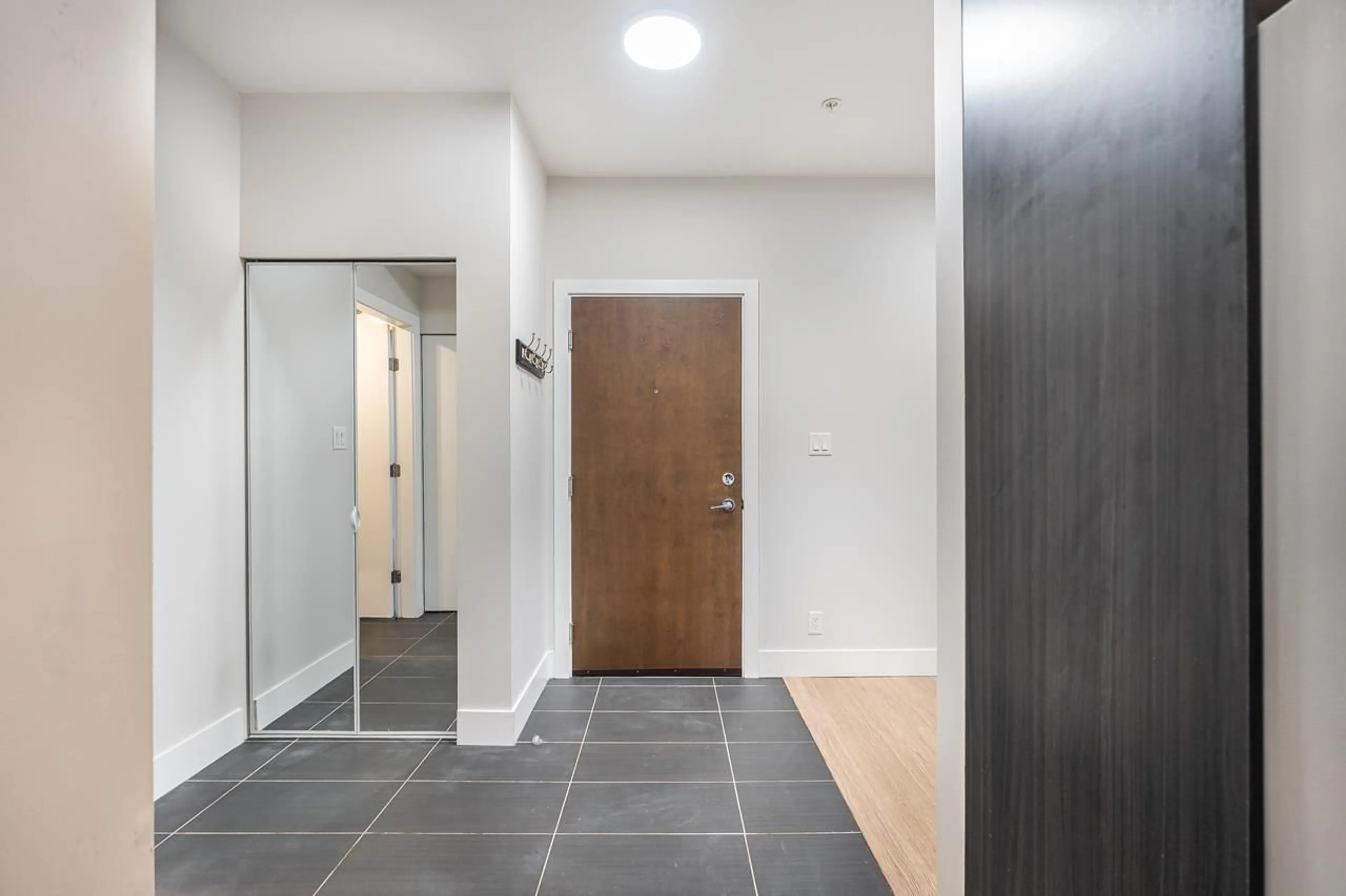 Indoor foyer for A210 - 20211 66 AVENUE, Langley British Columbia V2Y0L4