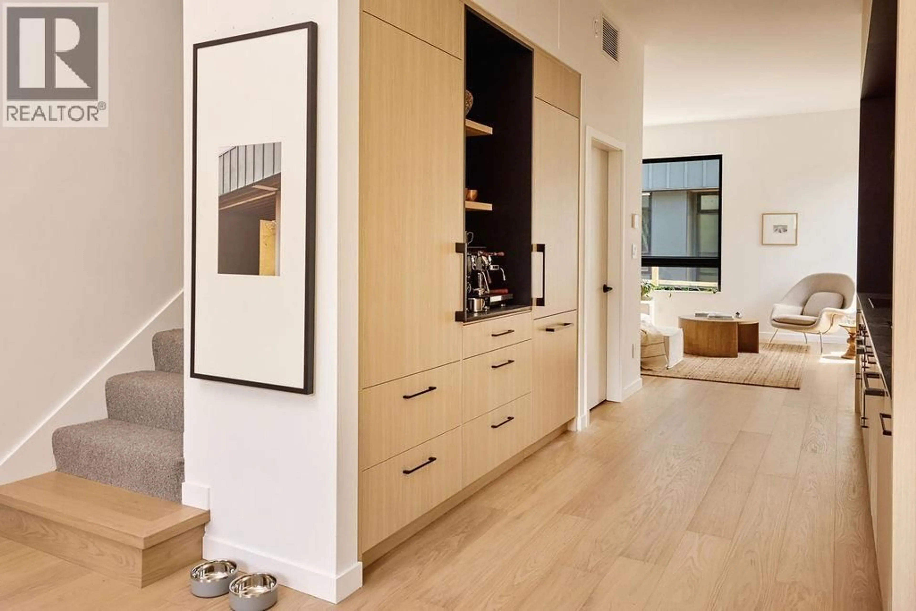 Contemporary kitchen, unknown for 3 - 37940 FOURTH AVENUE, Squamish British Columbia V8B0P7
