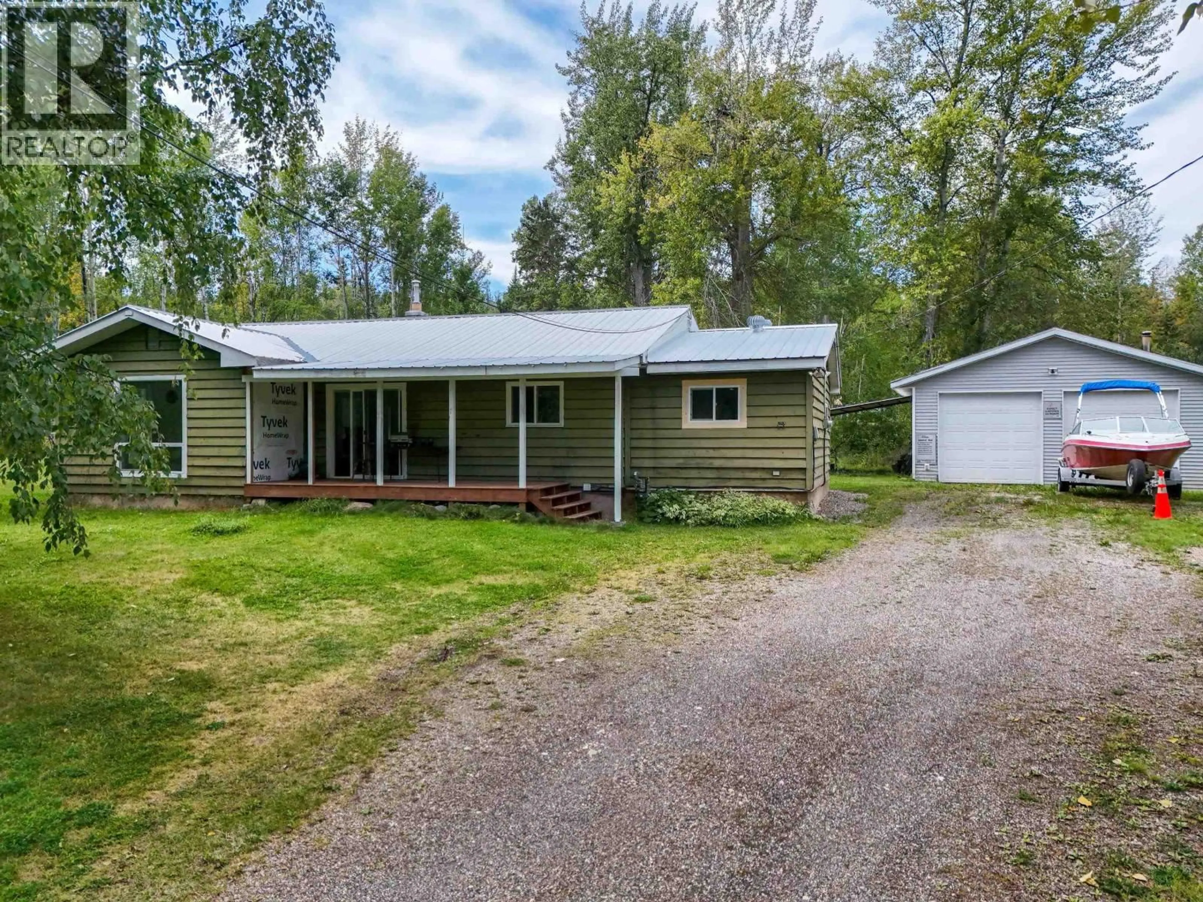 A pic from outside/outdoor area/front of a property/back of a property/a pic from drone, street for 598 MARSH ROAD, Quesnel British Columbia V2J6H1