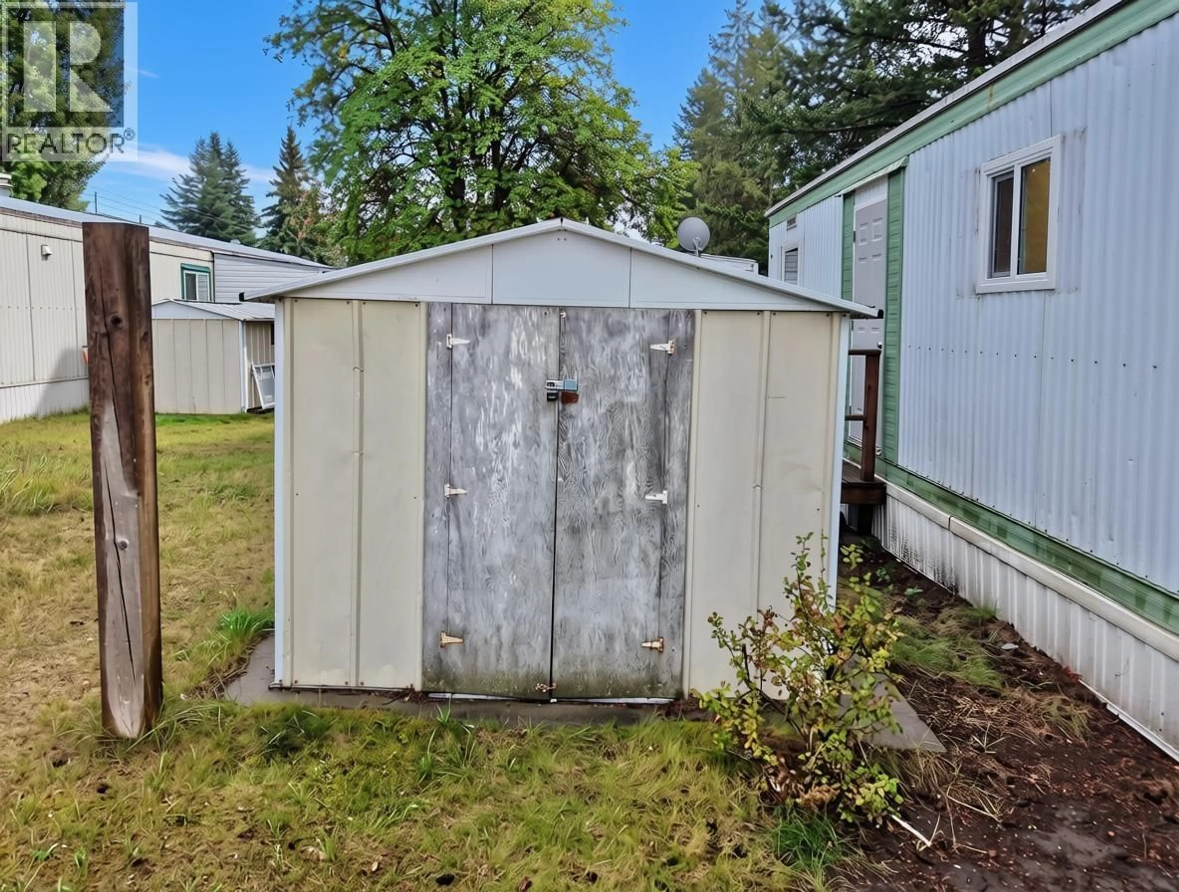 Shed for 30 - 770 ELEVENTH AVENUE, Williams Lake British Columbia V2G2M4