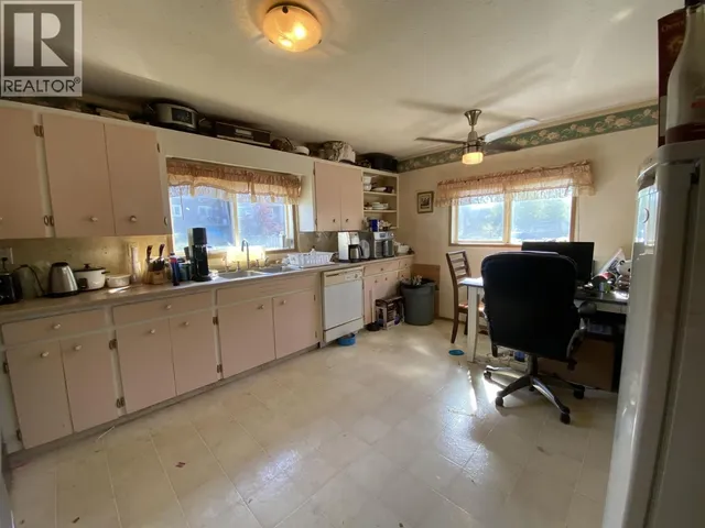 2710 HALL STREET, Terrace 2