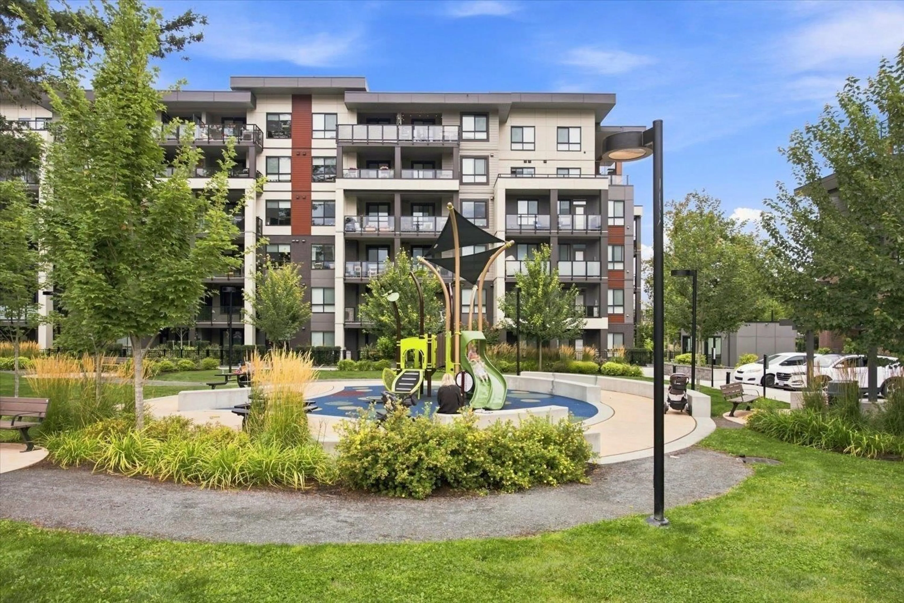 Patio, unknown for 410 - 45511 CAMPUS DRIVE, Chilliwack British Columbia V2R6K8