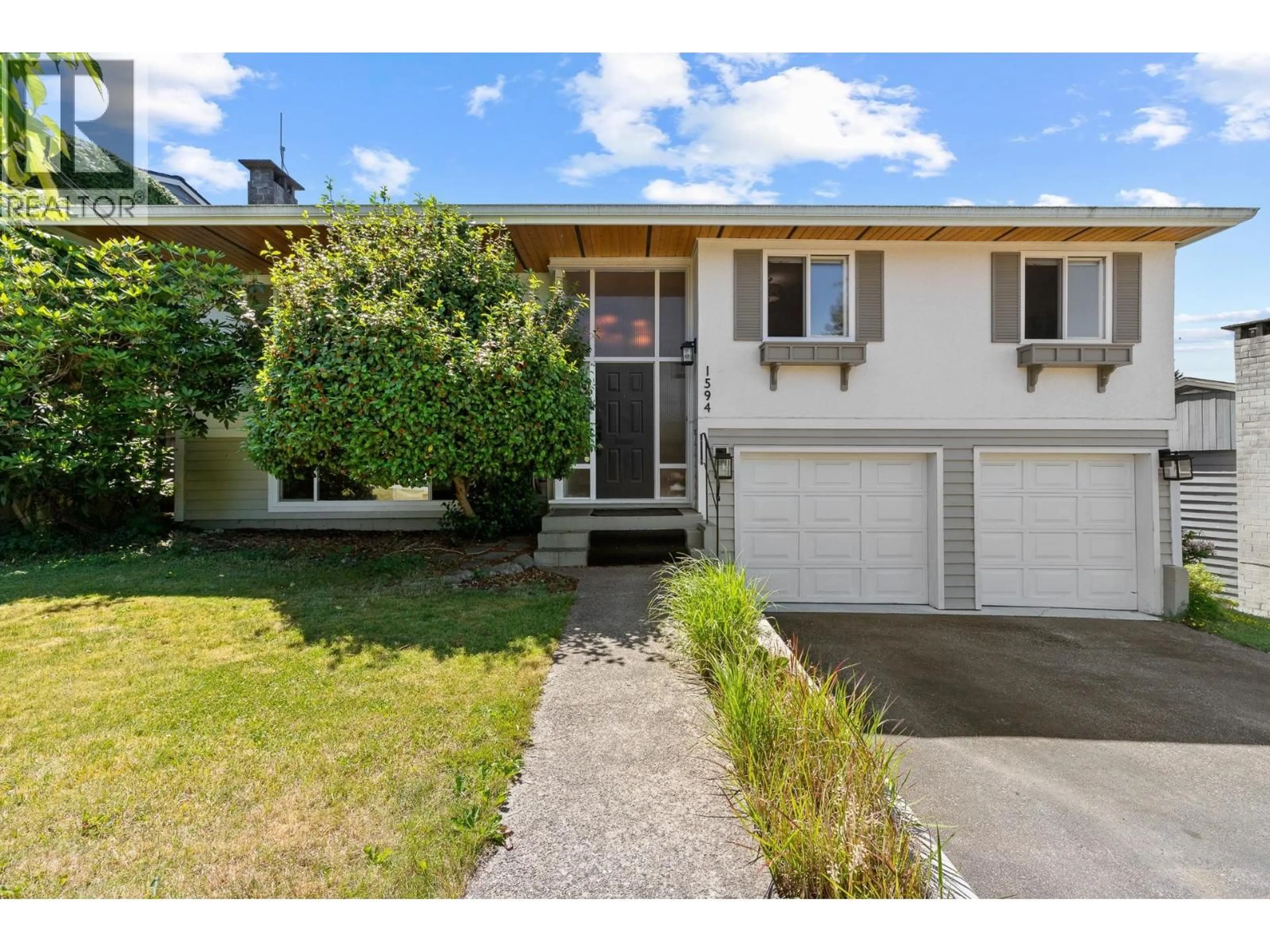 Unknown for 1594 ELINOR CRESCENT, Port Coquitlam British Columbia V3C2Y9