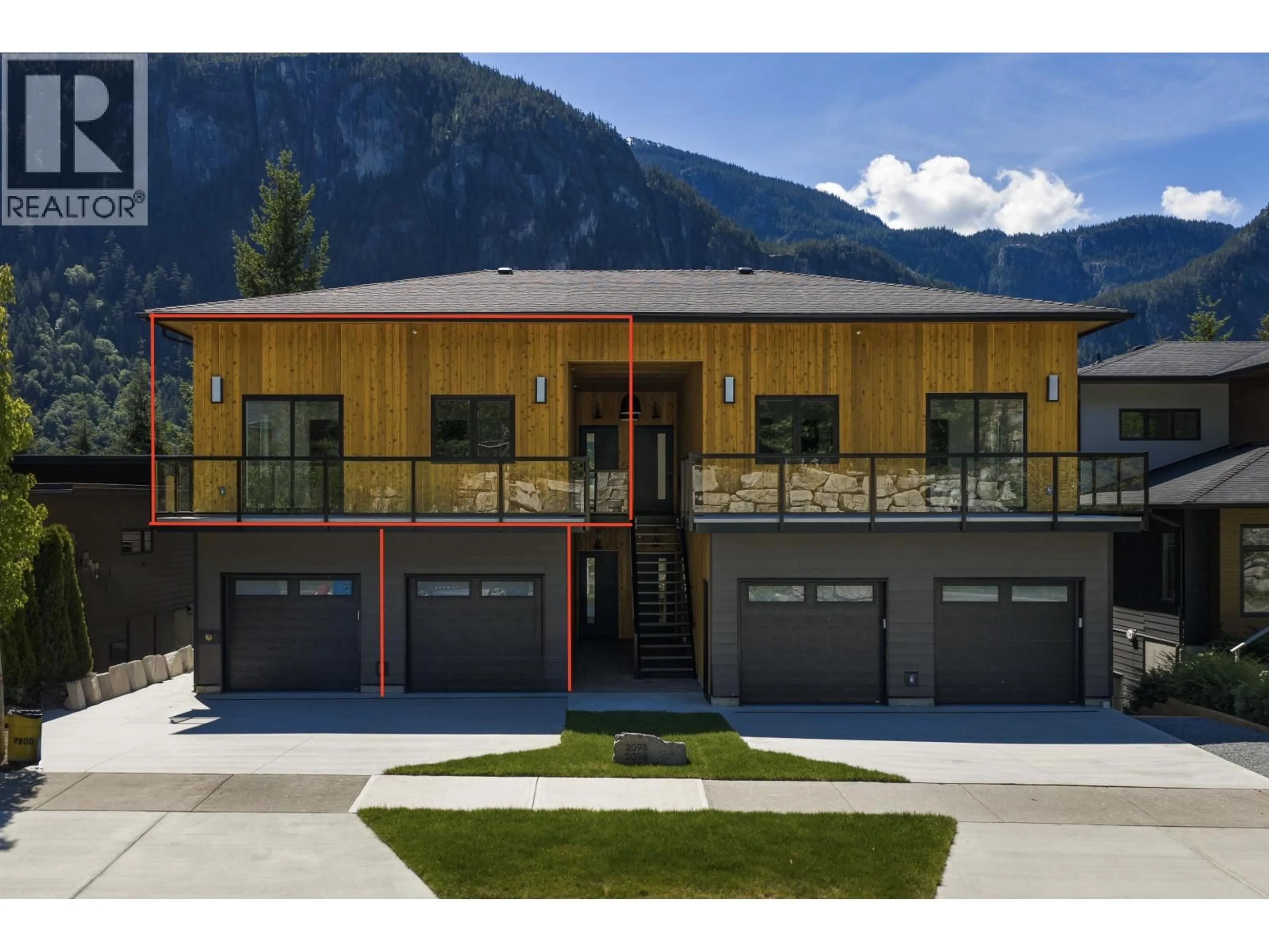 Unknown for 2 - 2098 CRUMPIT WOODS DRIVE, Squamish British Columbia V8B0T6