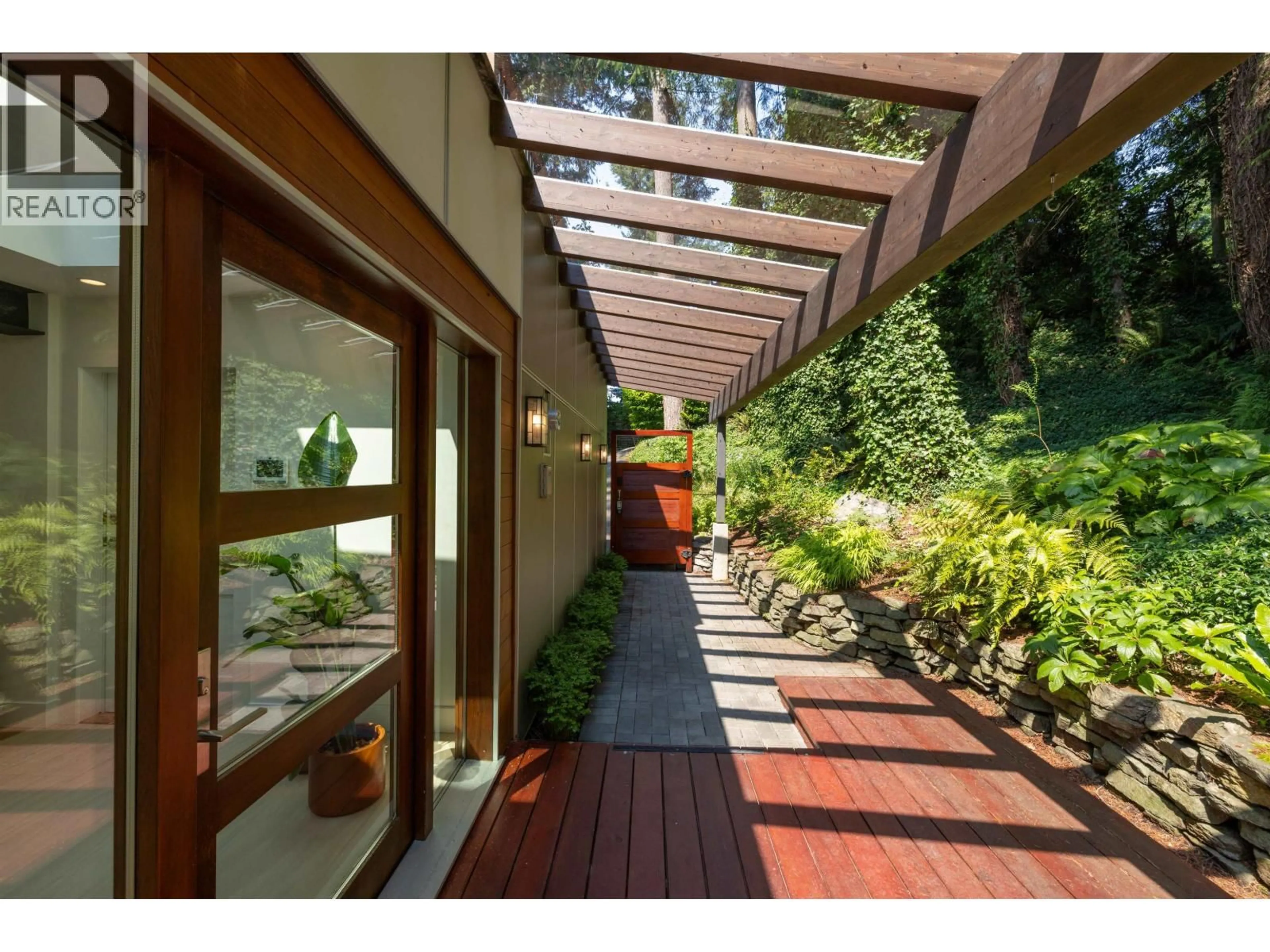 Unknown for 170 SUNSET DRIVE, Lions Bay British Columbia V0N2E0