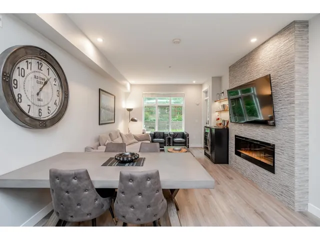 103 - 15436 31 AVENUE, Surrey 4