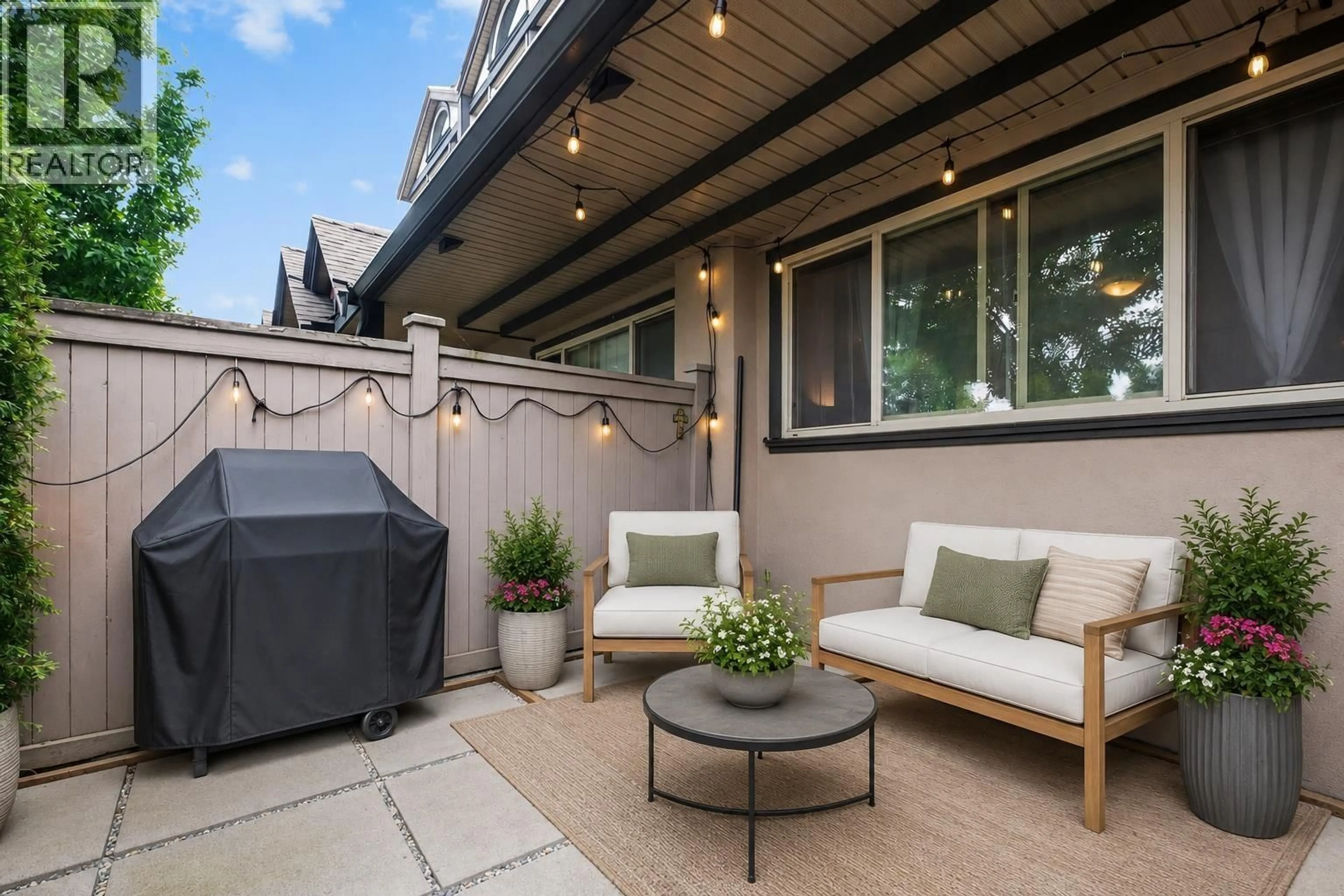 Patio, street for C101 - 4831 53 STREET, Delta British Columbia V4K2Z3