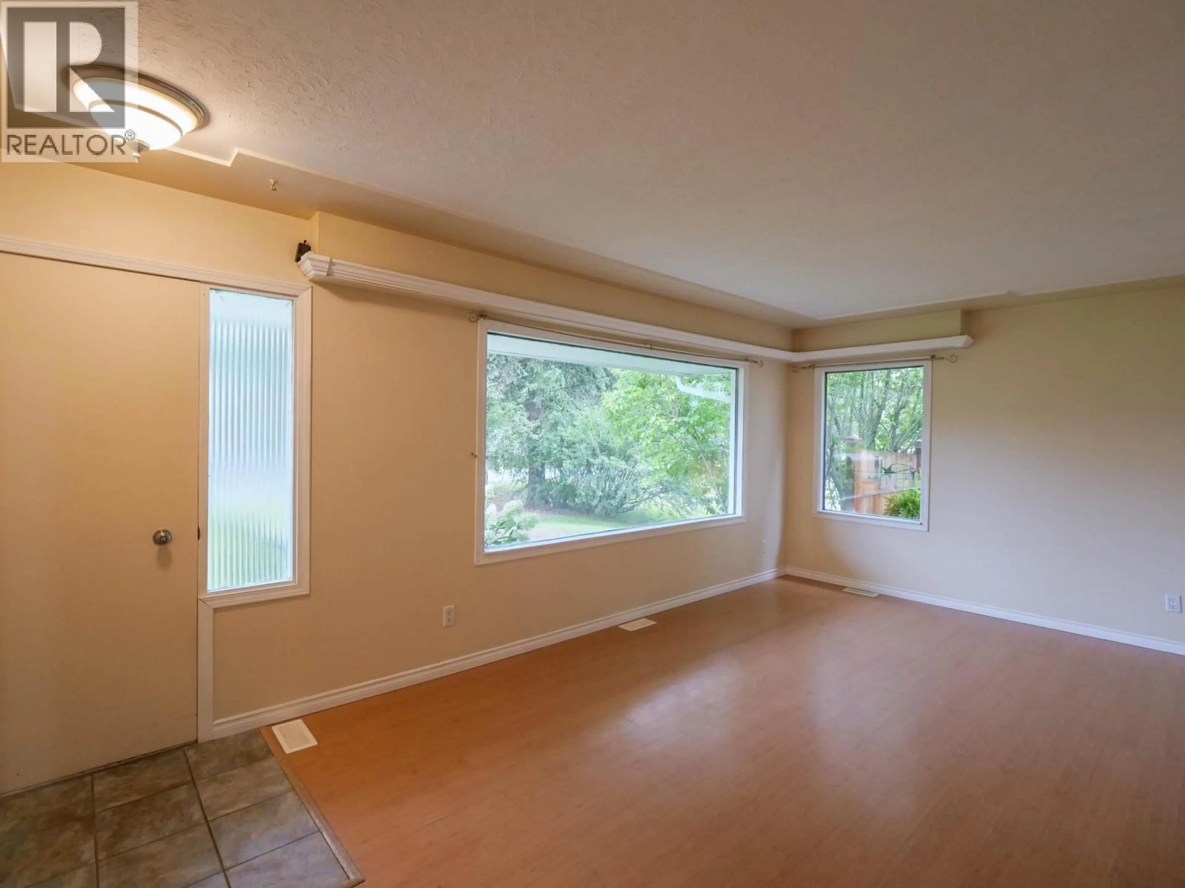 A pic of a room for 1802 POPLAR AVENUE, Red Bluff / Dragon Lake British Columbia V2J3Z5
