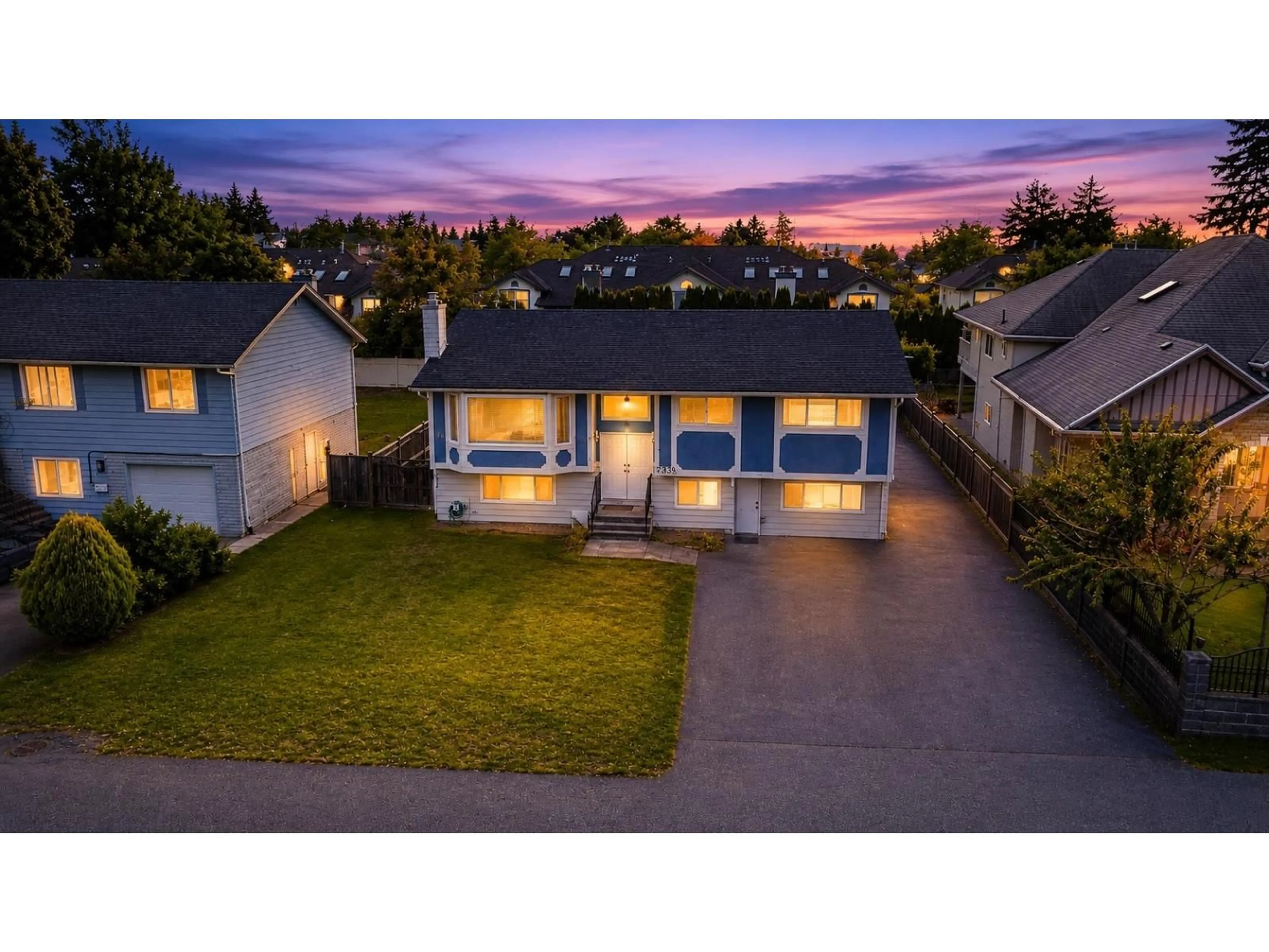 A pic from outside/outdoor area/front of a property/back of a property/a pic from drone, street for 7339 122A STREET, Surrey British Columbia V3W3T2